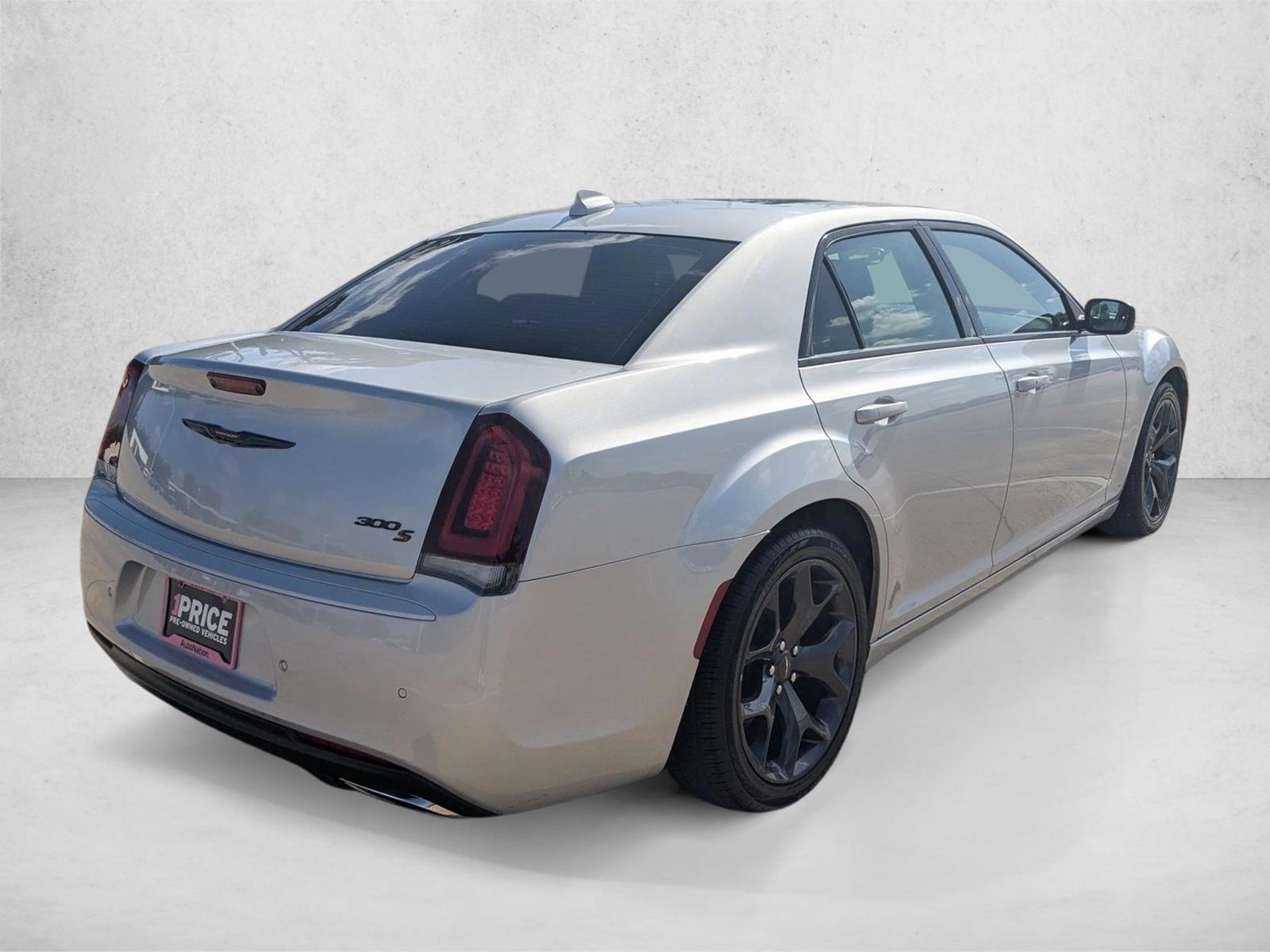 2023 Chrysler 300