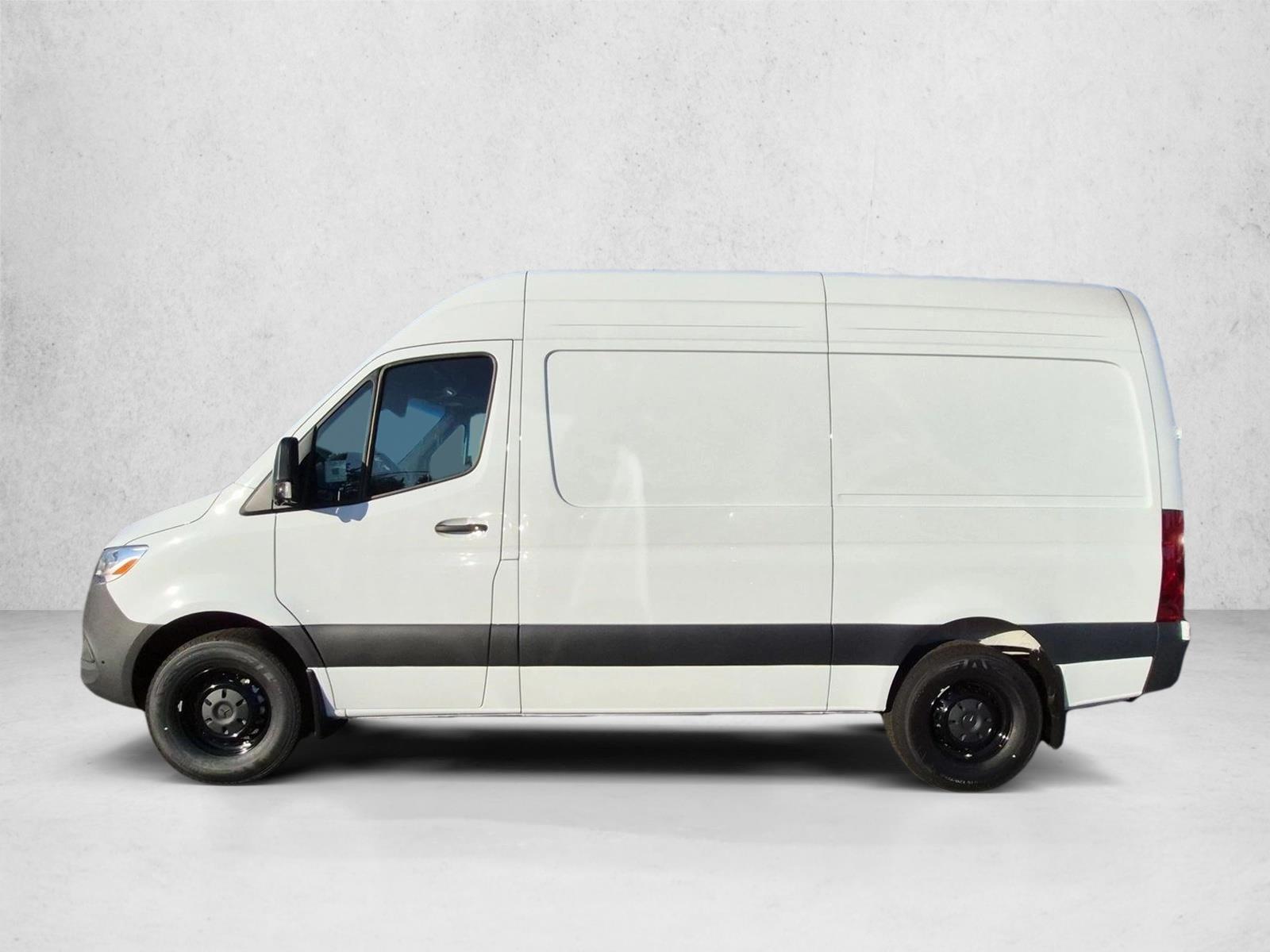 Thumbnail: 2026 Mercedes-Benz Sprinter - 2