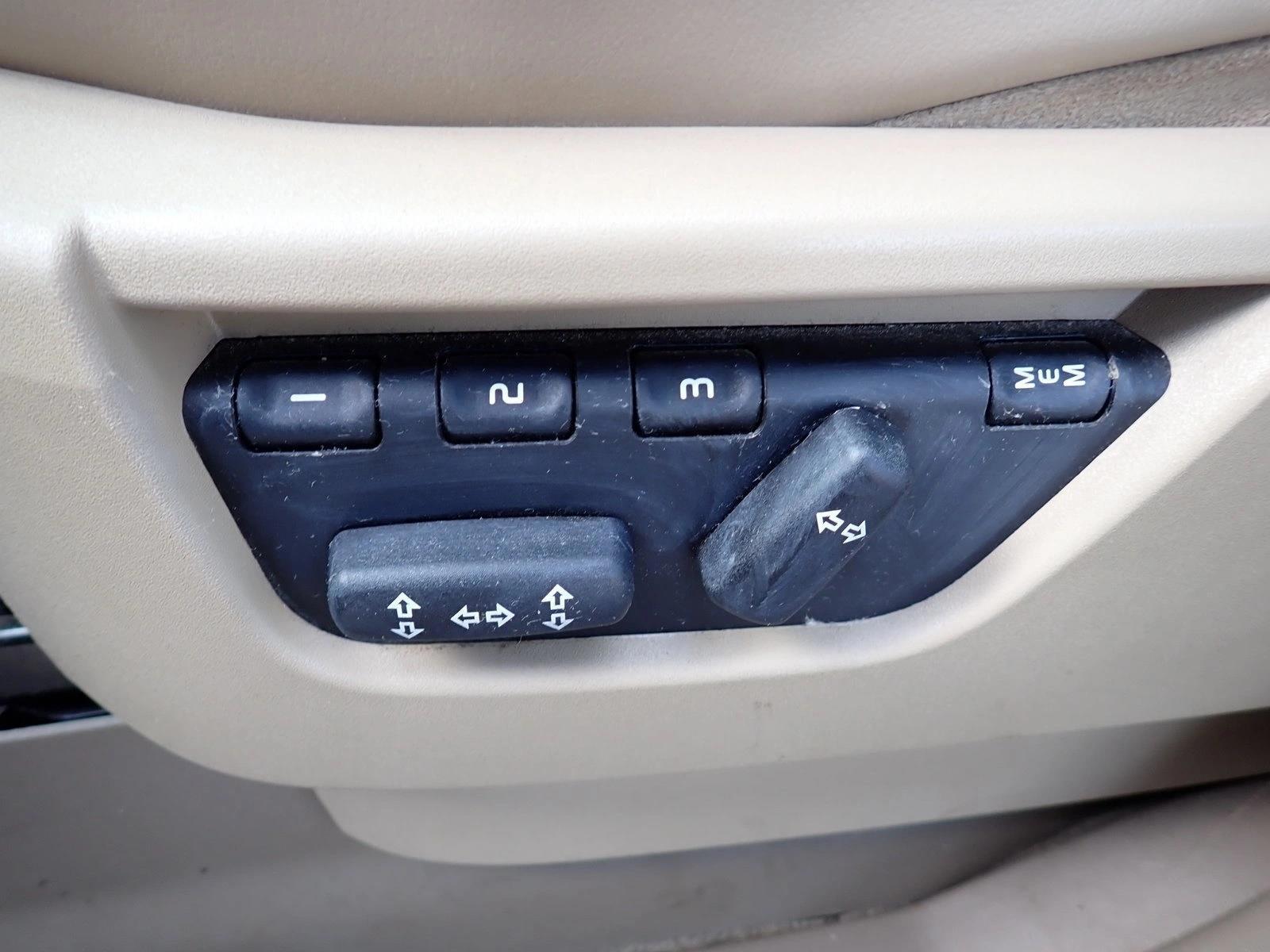 Thumbnail: 2009 Land Rover Range Rover Sport - 3