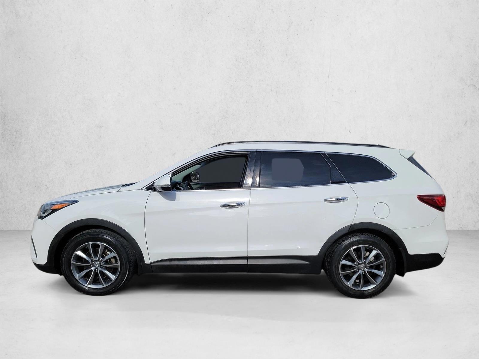 Thumbnail: 2017 Hyundai Santa Fe - 2