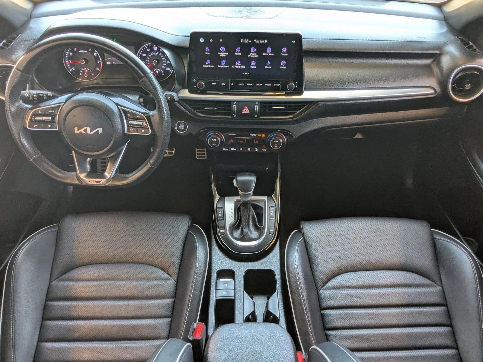 Thumbnail: 2024 Kia Forte - 4