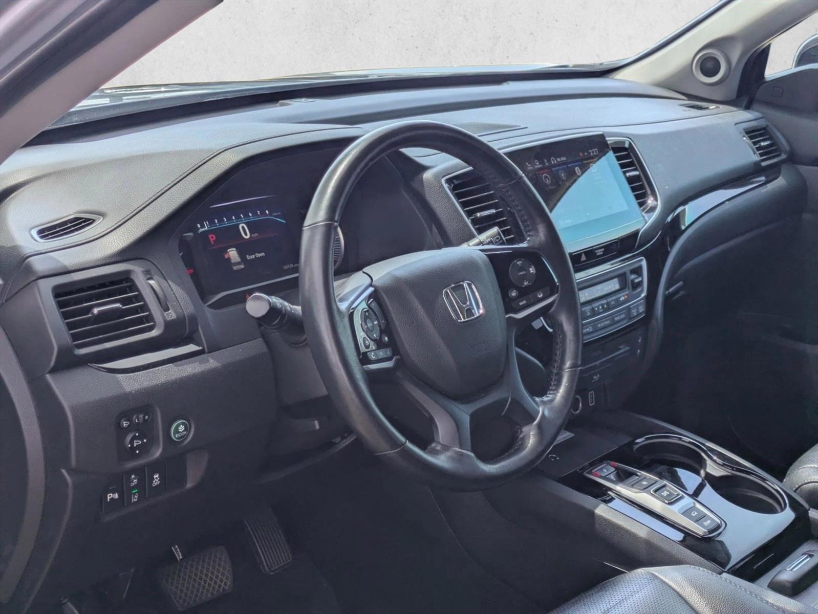 Thumbnail: 2019 Honda Pilot - 2