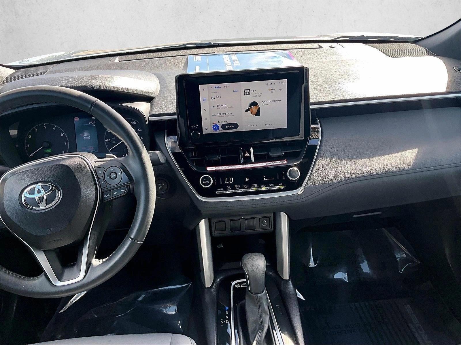 Thumbnail: 2025 Toyota Corolla Cross - 4