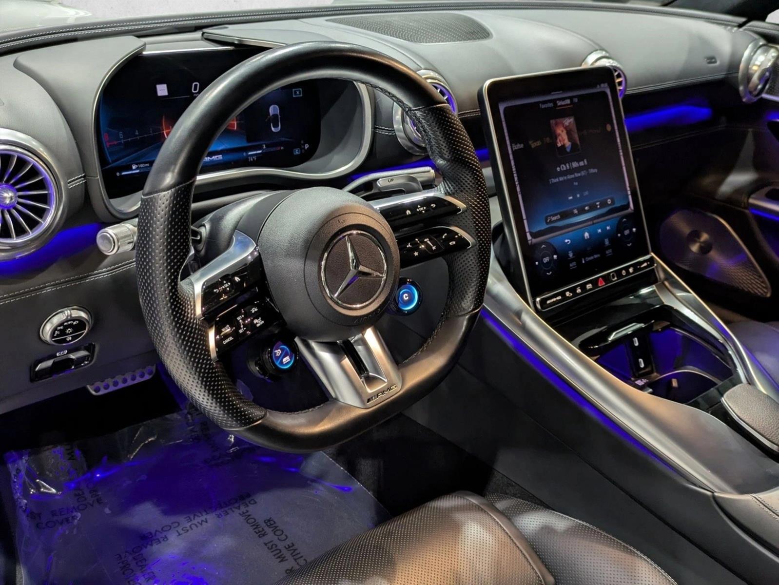 Thumbnail: 2022 Mercedes-Benz SL-Class - 3