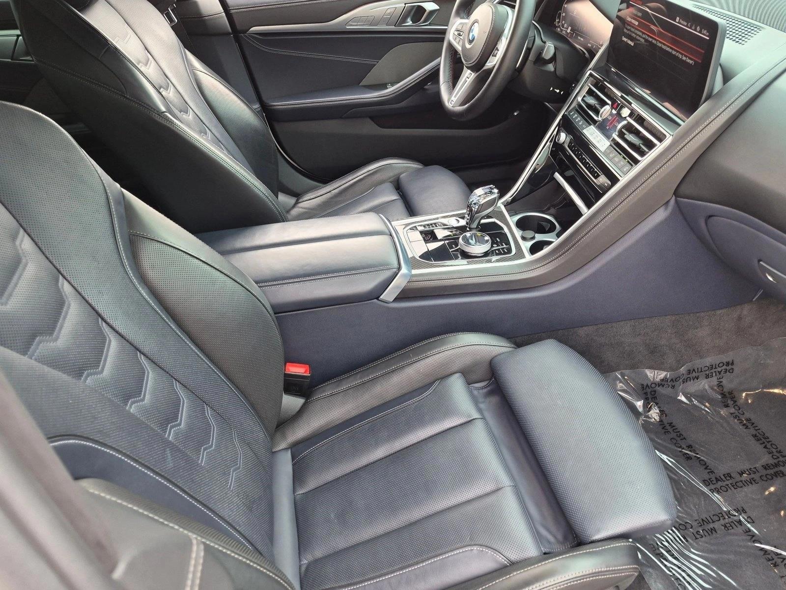 2023 BMW 8 Series M850i - Photo 22