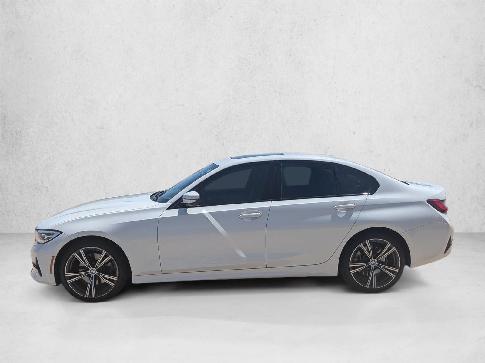 Thumbnail: 2022 BMW 3 Series - 2