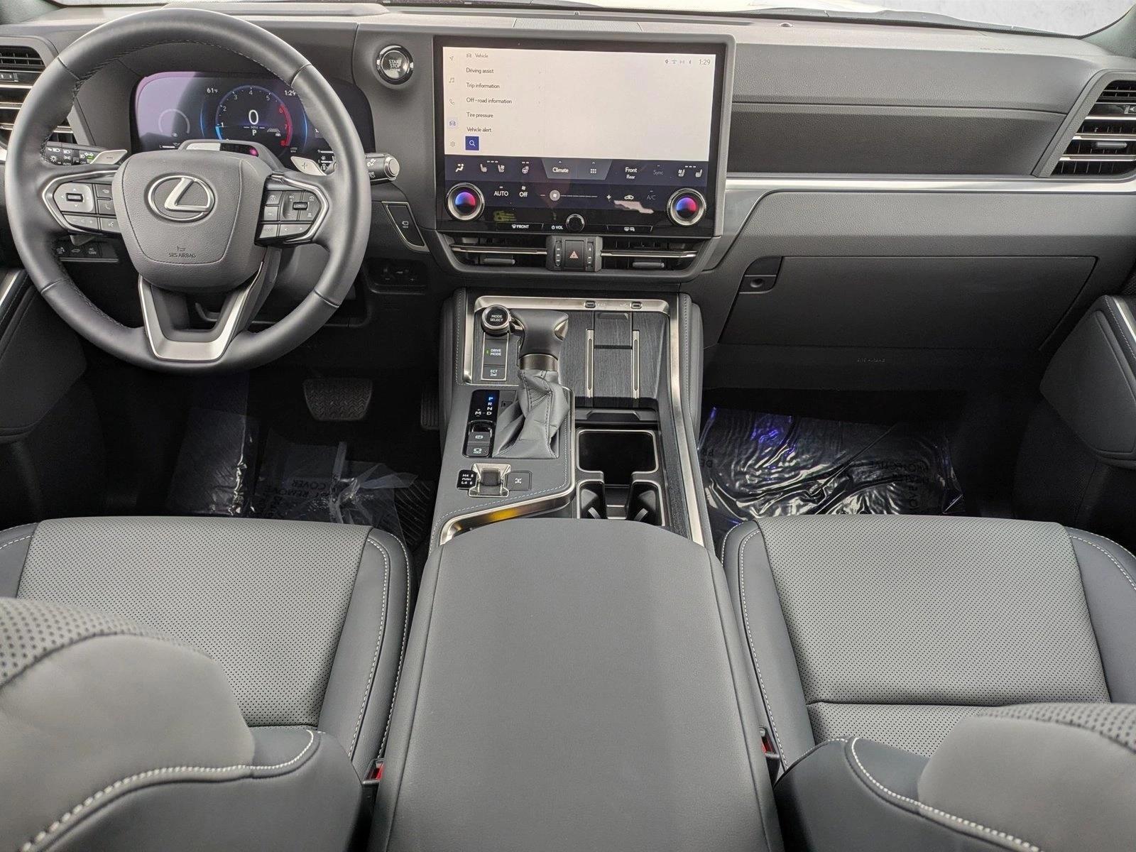 Thumbnail: 2026 Lexus GX - 3