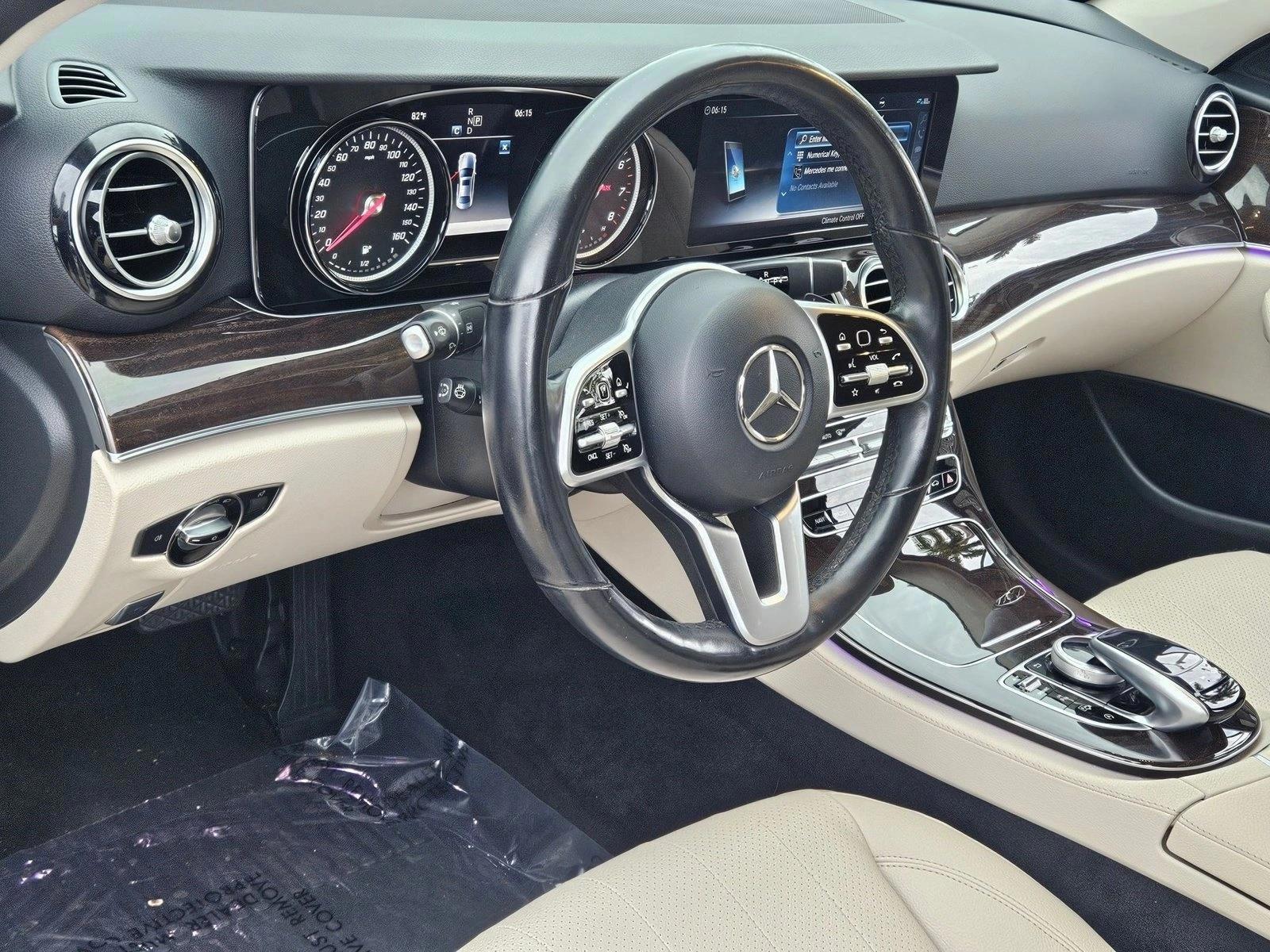 Thumbnail: 2019 Mercedes-Benz E-Class - 3