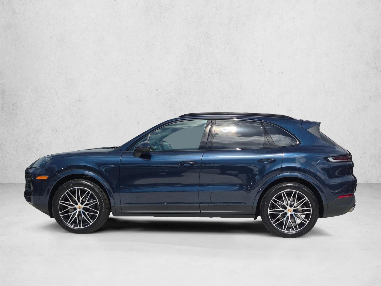 Thumbnail: 2026 Porsche Cayenne - 2