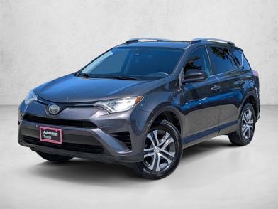 2017 Toyota RAV4 LE -
                  Hayward, CA