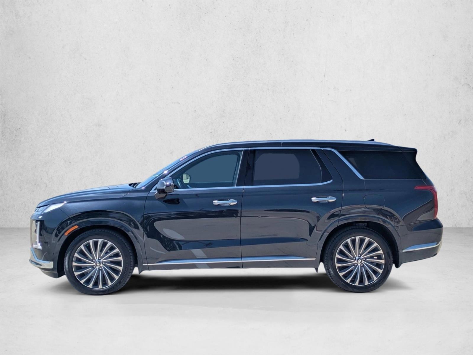 Thumbnail: 2023 Hyundai Palisade - 2