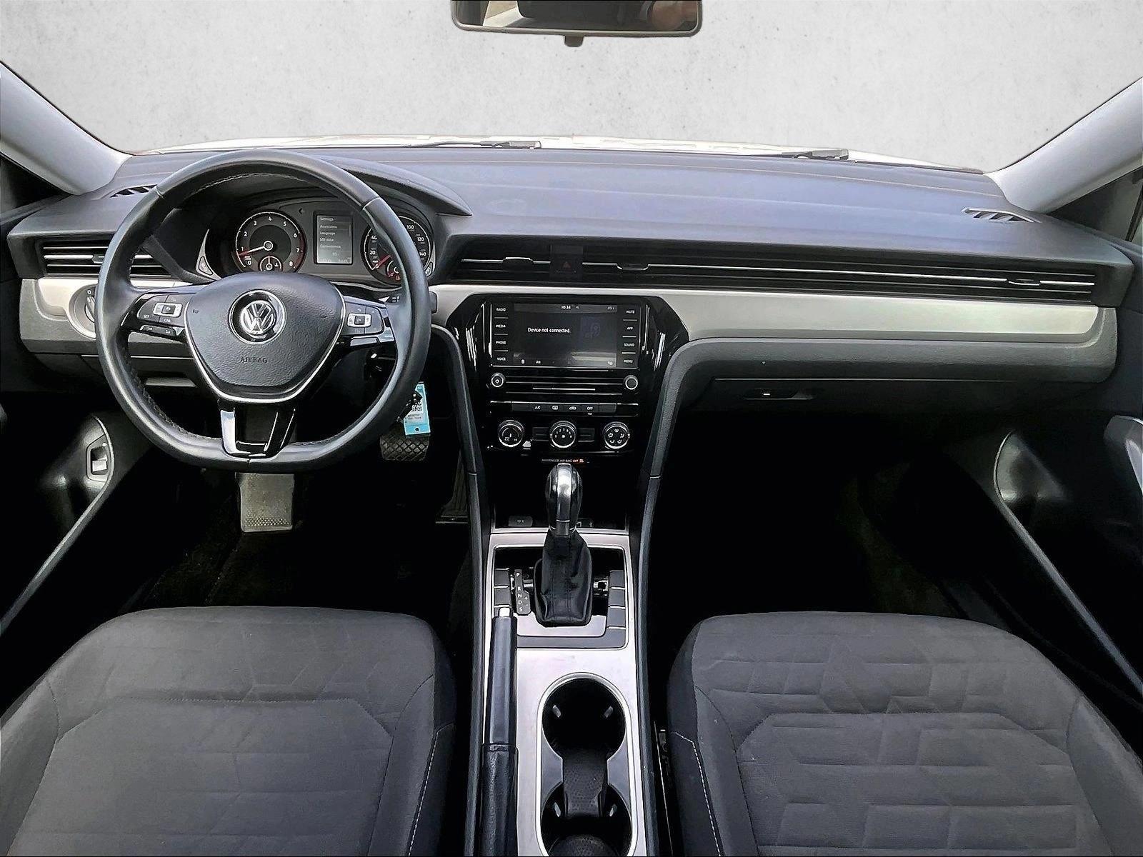 Thumbnail: 2021 Volkswagen Passat - 4
