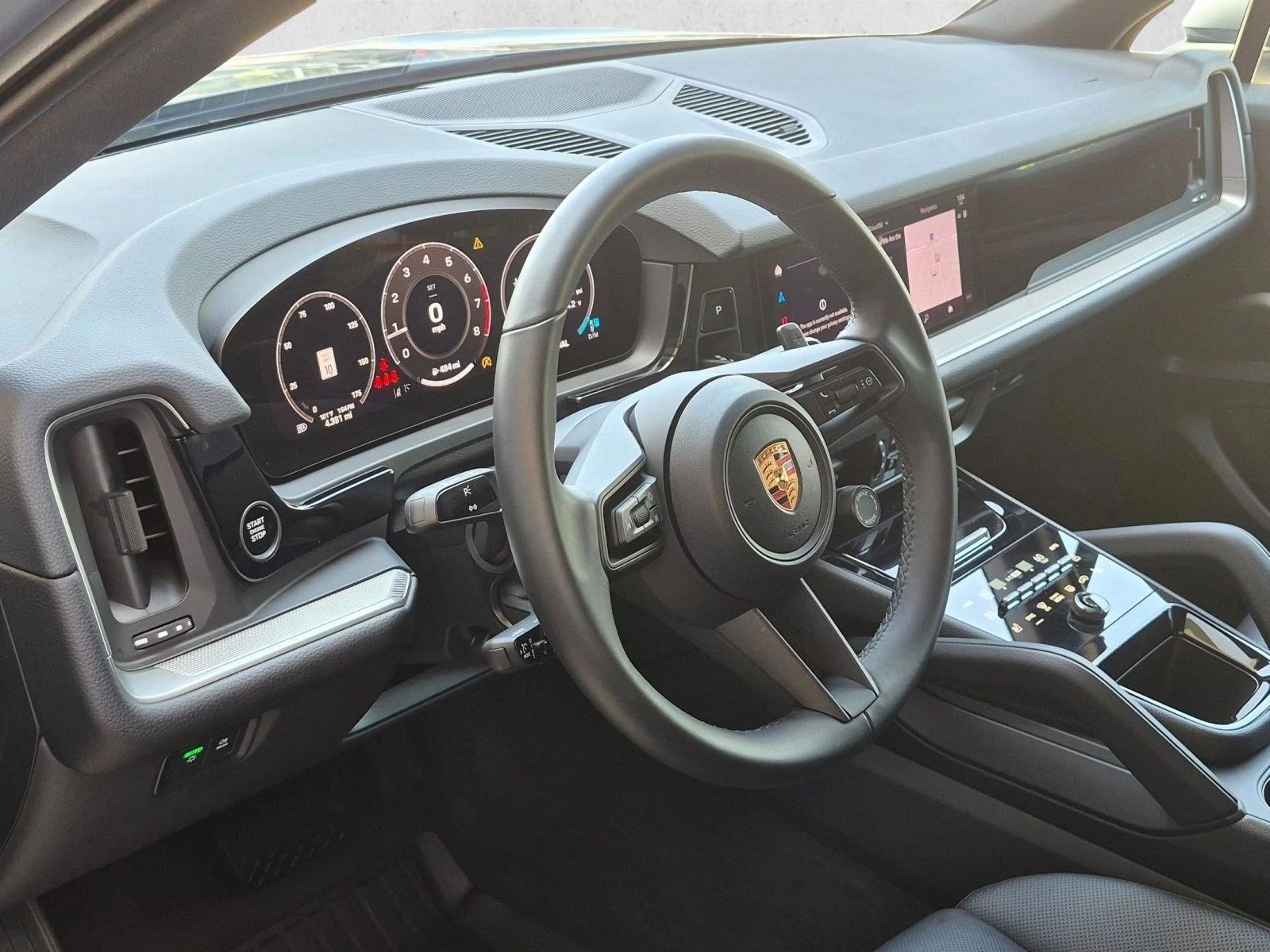 Thumbnail: 2026 Porsche Cayenne - 3