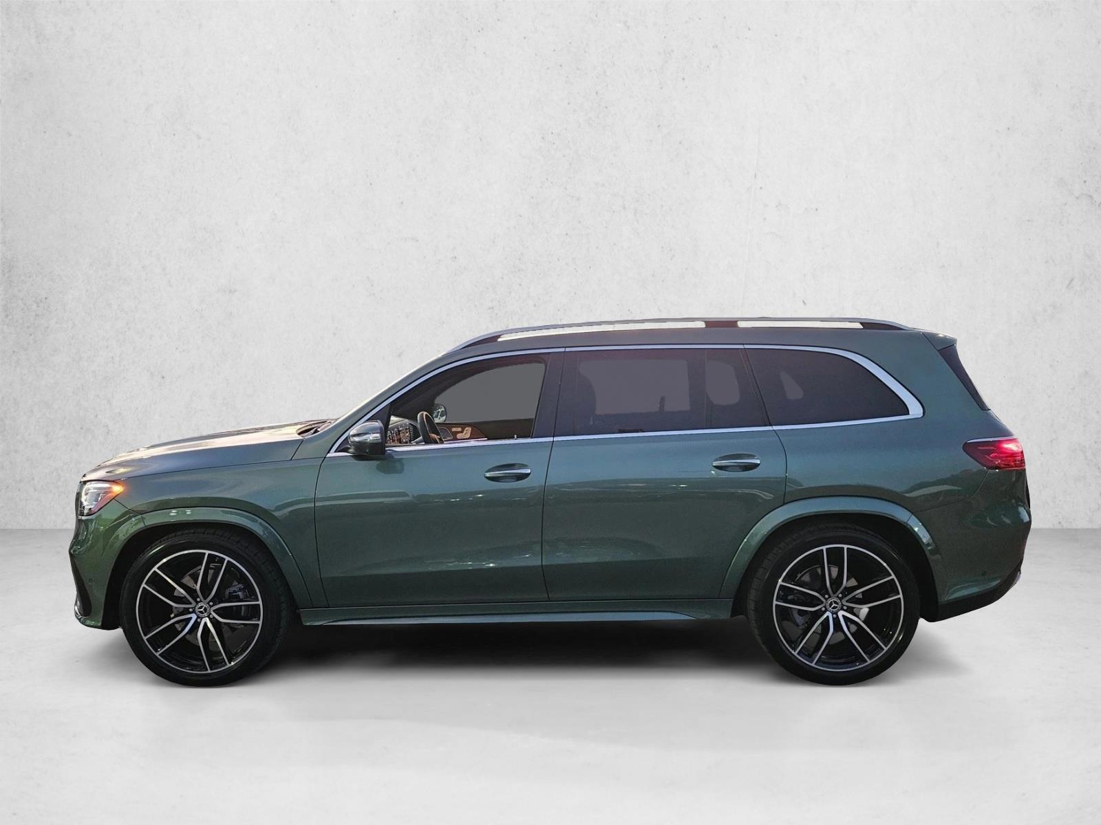 Thumbnail: 2026 Mercedes-Benz GLS - 2