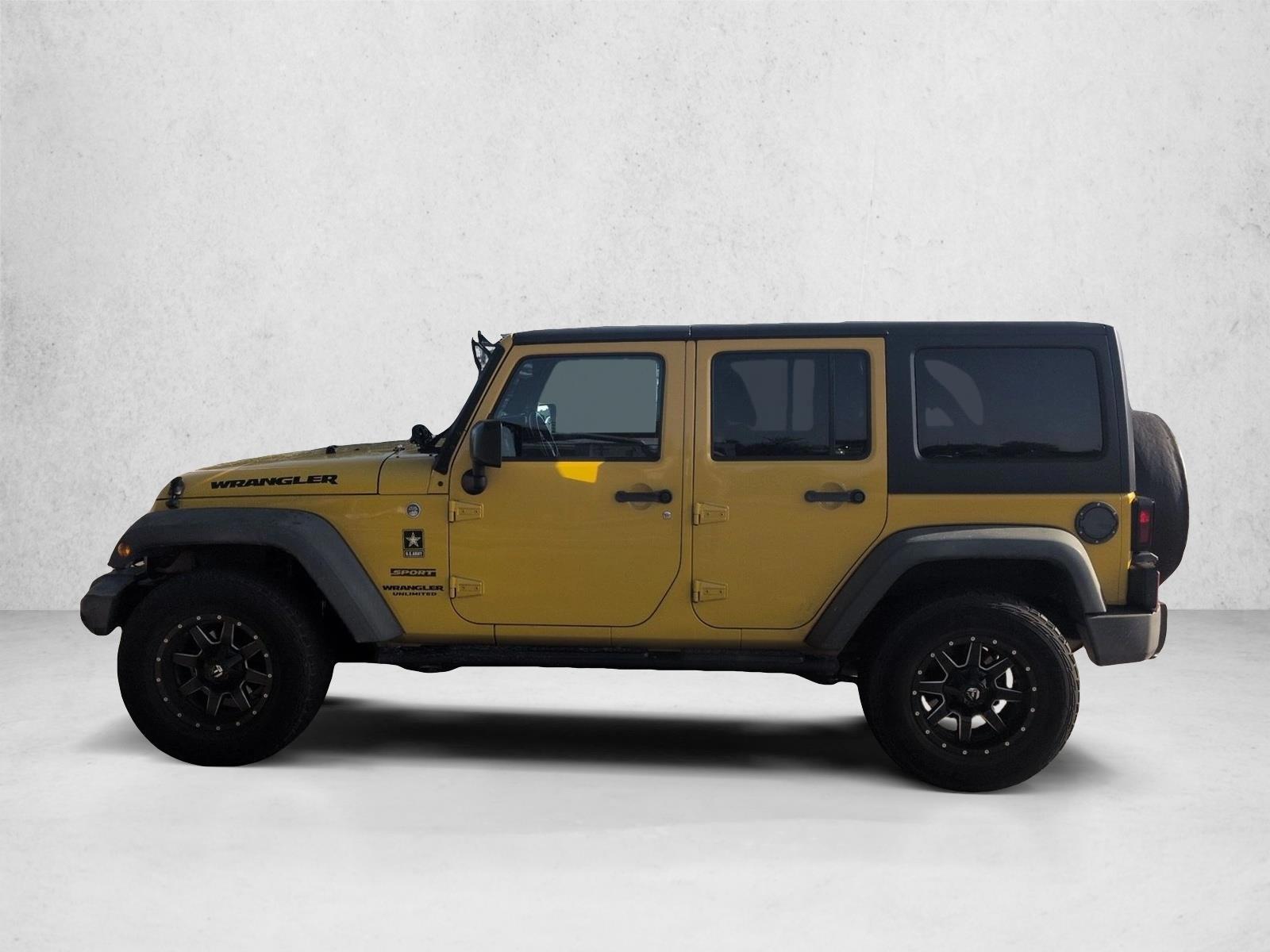 Thumbnail: 2015 Jeep Wrangler - 2