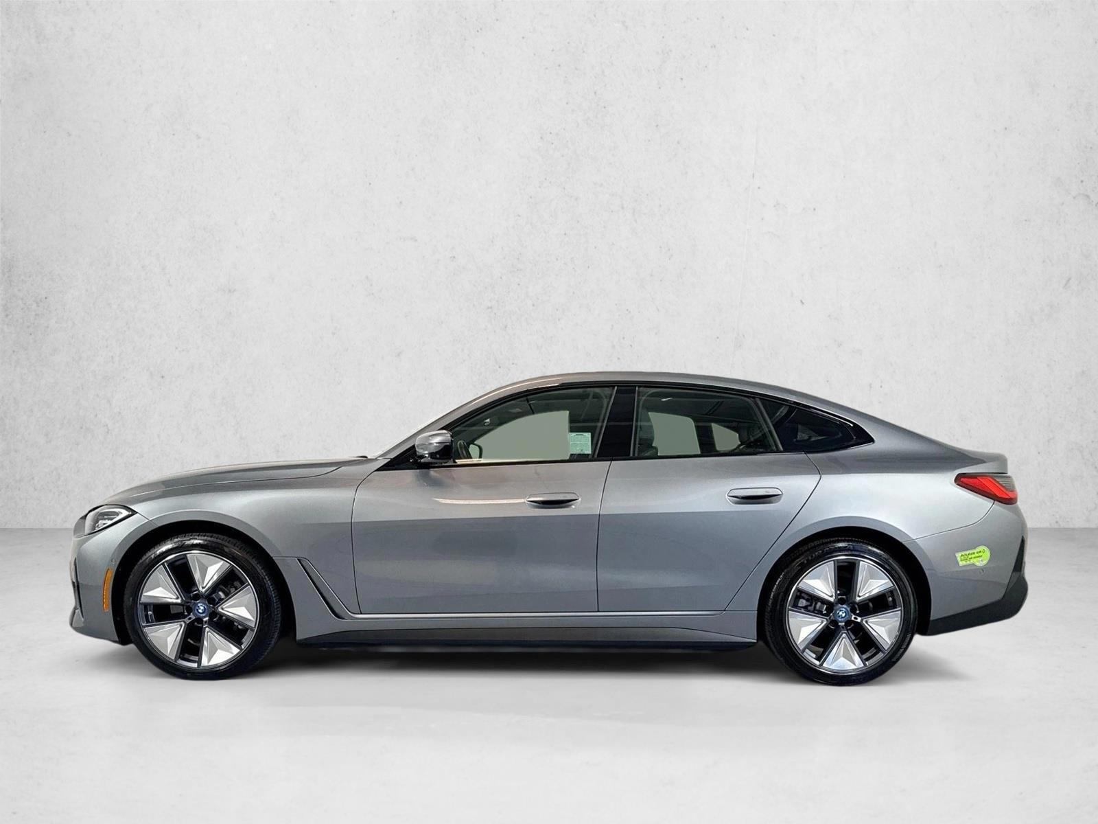 Thumbnail: 2023 BMW i4 - 2