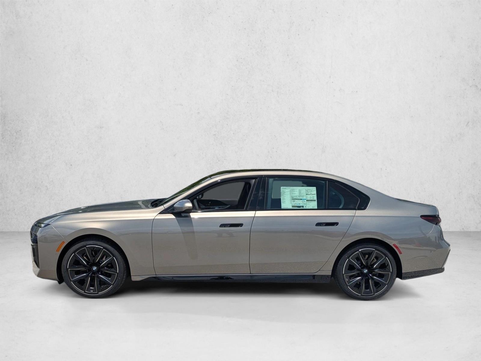 Thumbnail: 2026 BMW 7 Series - 2
