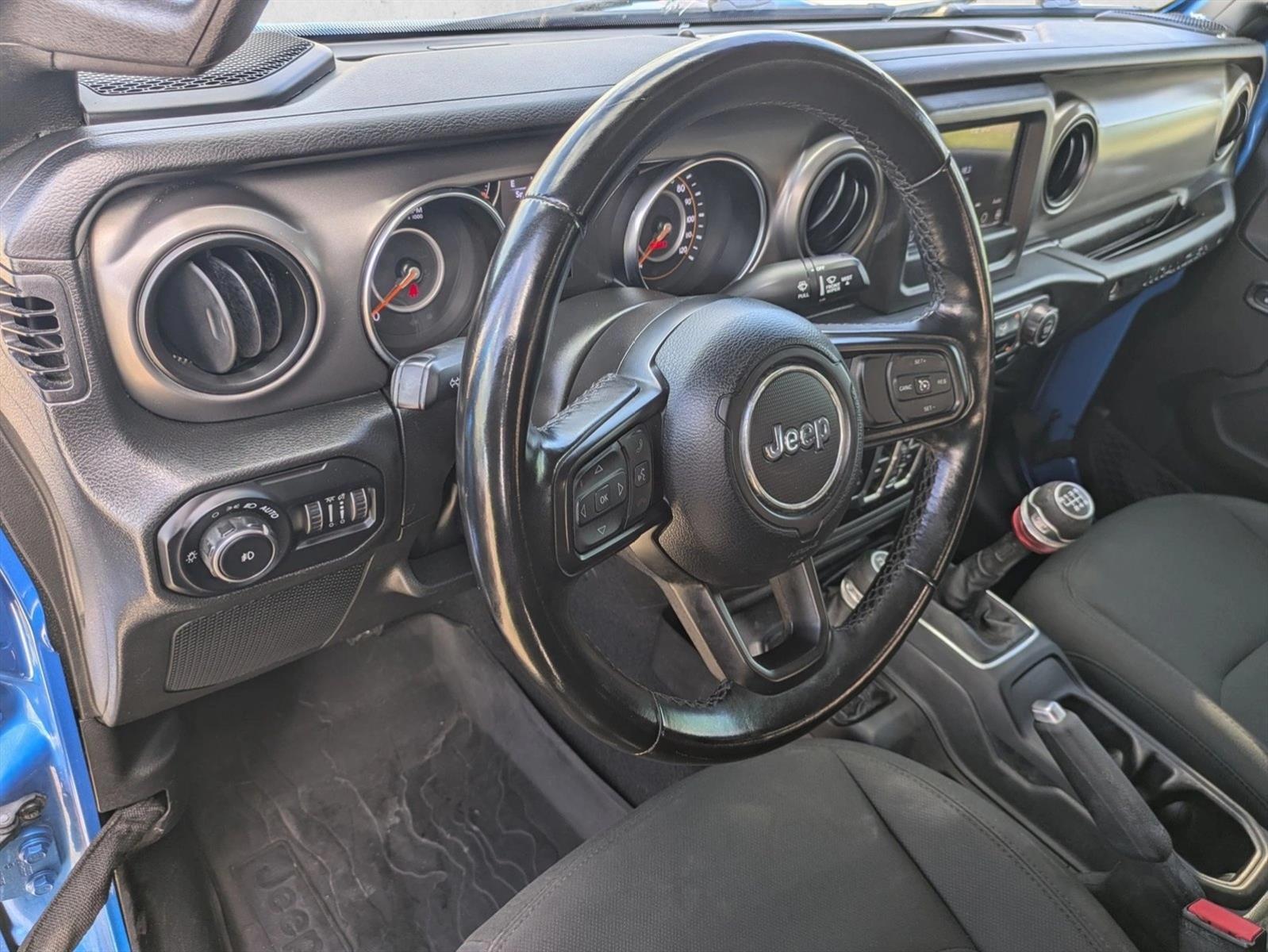Thumbnail: 2022 Jeep Wrangler - 3