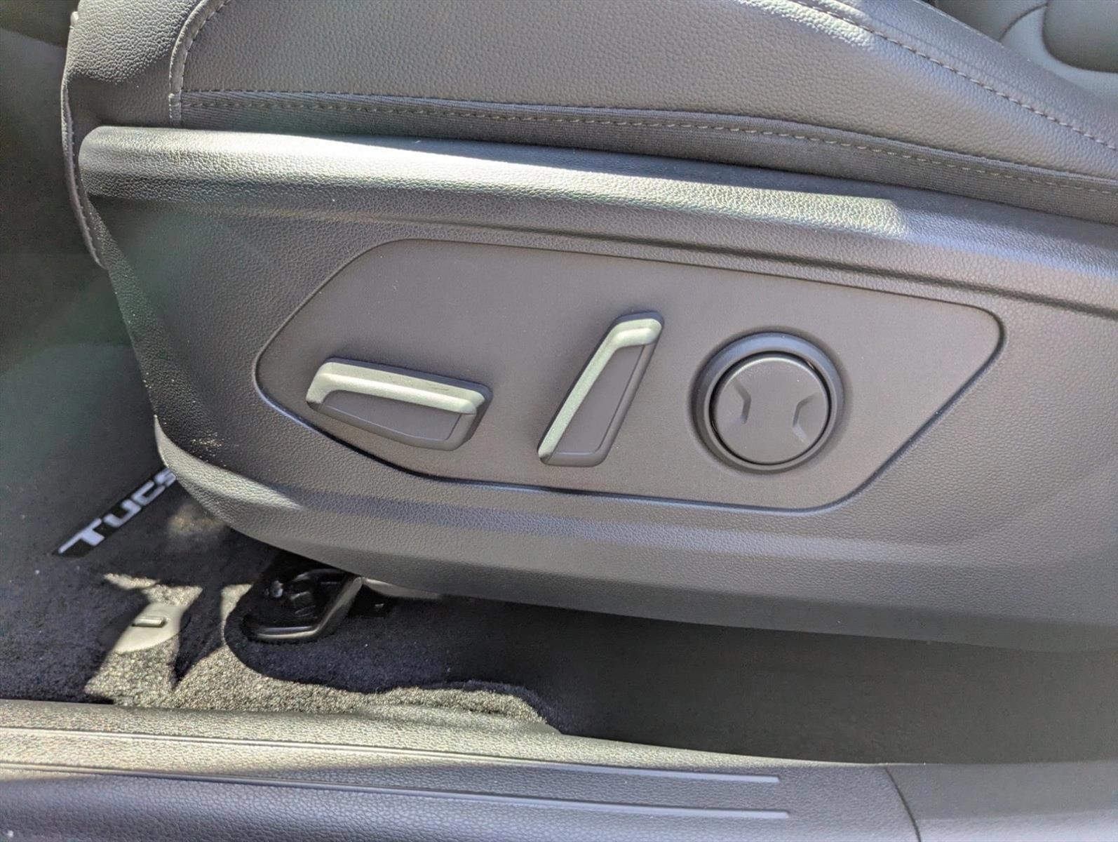 Thumbnail: 2026 Hyundai Tucson - 4