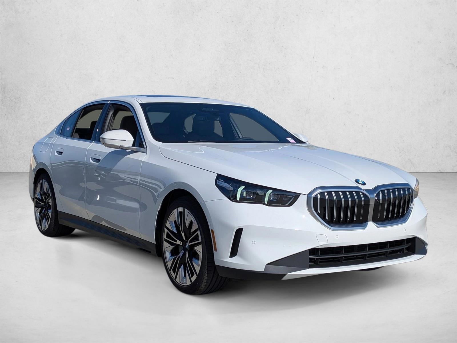 2026 BMW 5 Series 530i - Photo 7