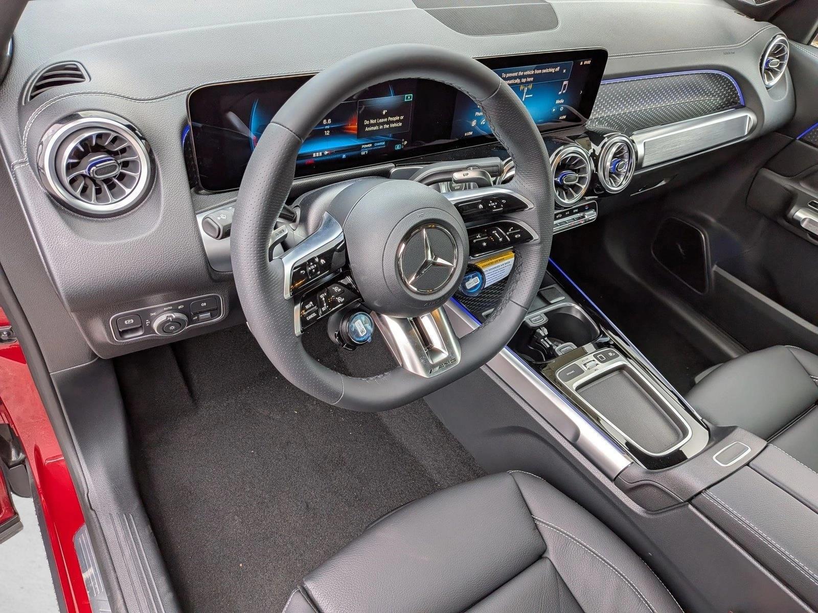 Thumbnail: 2026 Mercedes-Benz GLB - 3