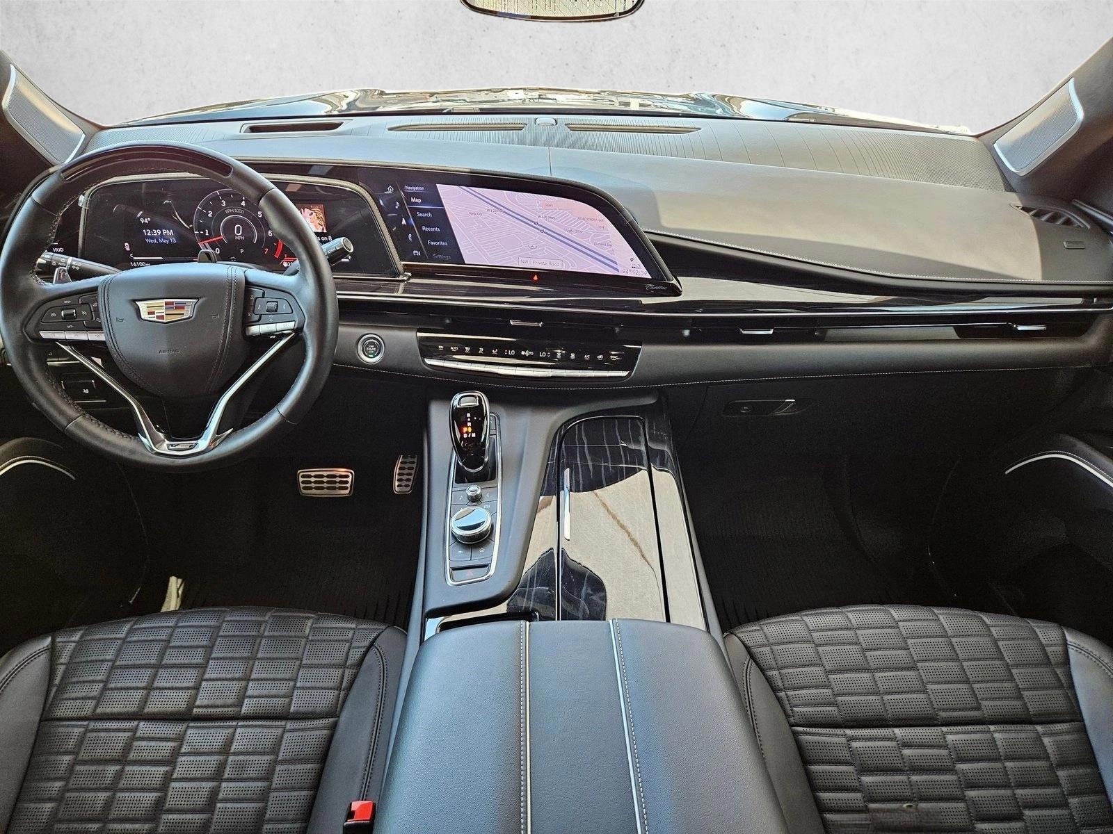 Thumbnail: 2024 Cadillac Escalade - 3