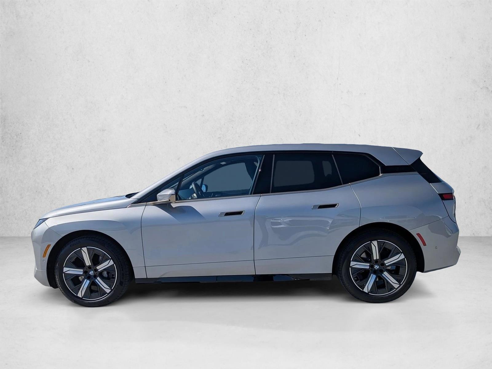 Thumbnail: 2026 BMW iX - 2