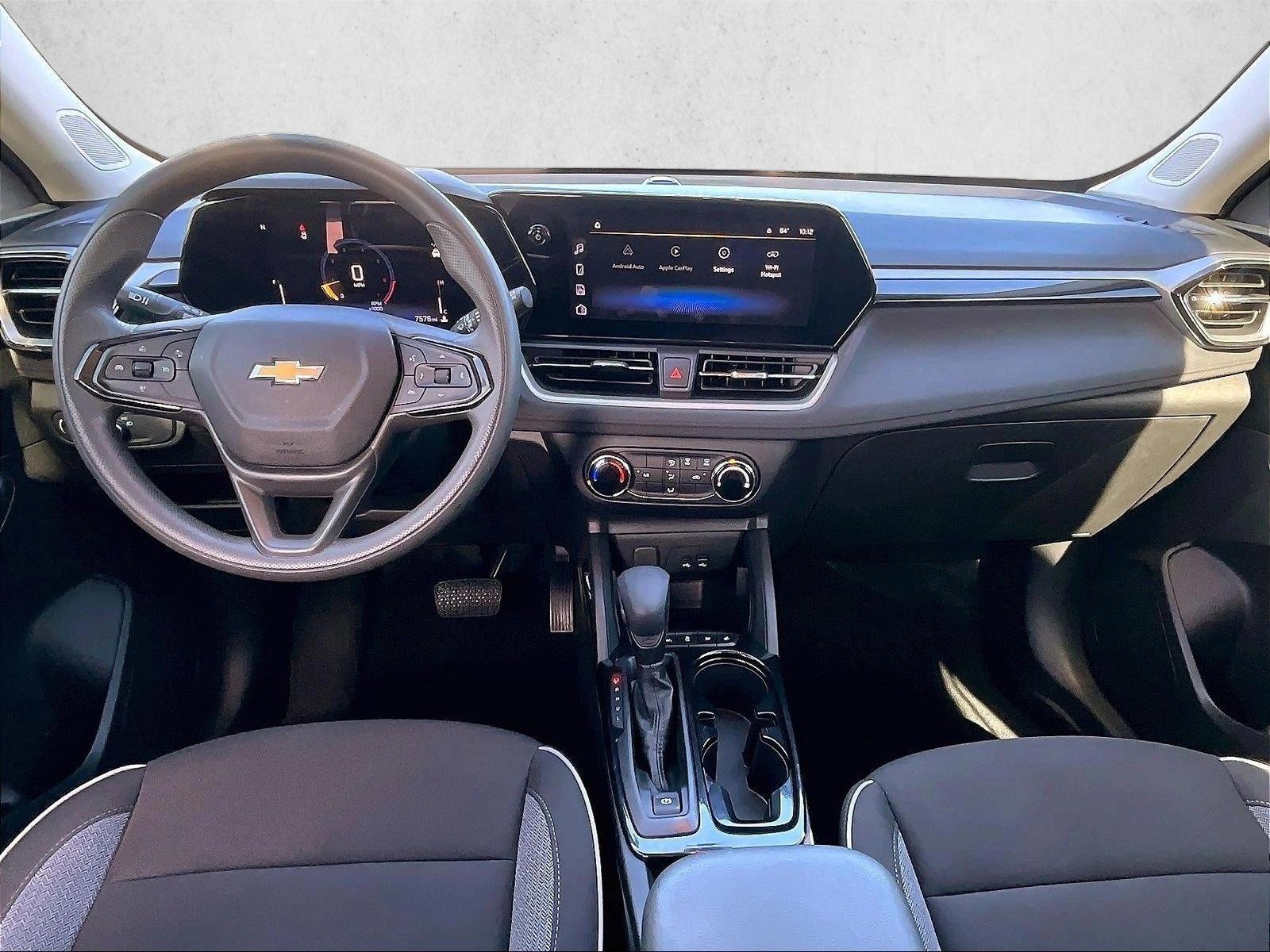 Thumbnail: 2026 Chevrolet TrailBlazer - 4