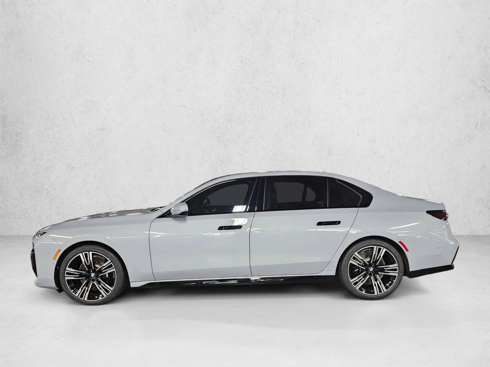 Thumbnail: 2026 BMW 7 Series - 2