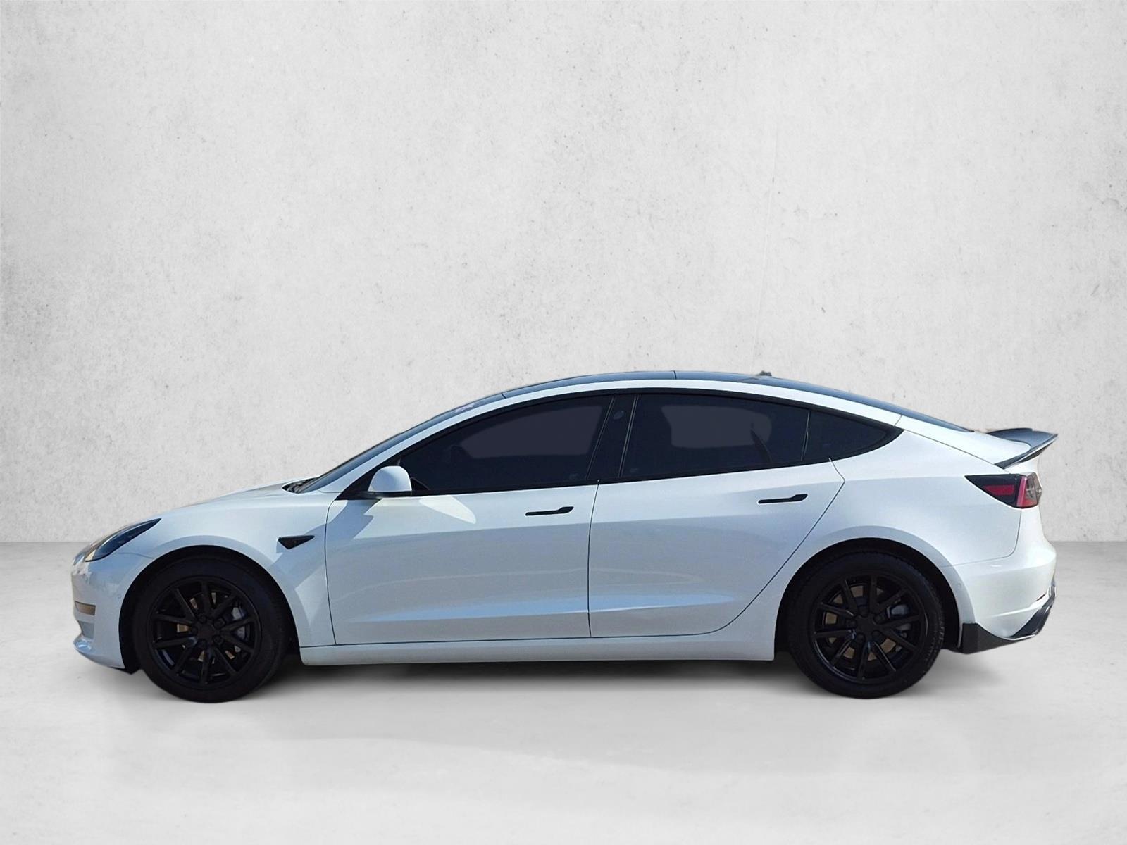 Thumbnail: 2021 Tesla Model 3 - 2
