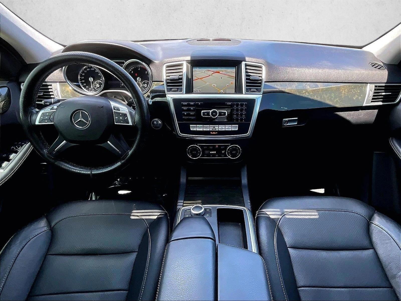 Thumbnail: 2015 Mercedes-Benz M-Class - 4