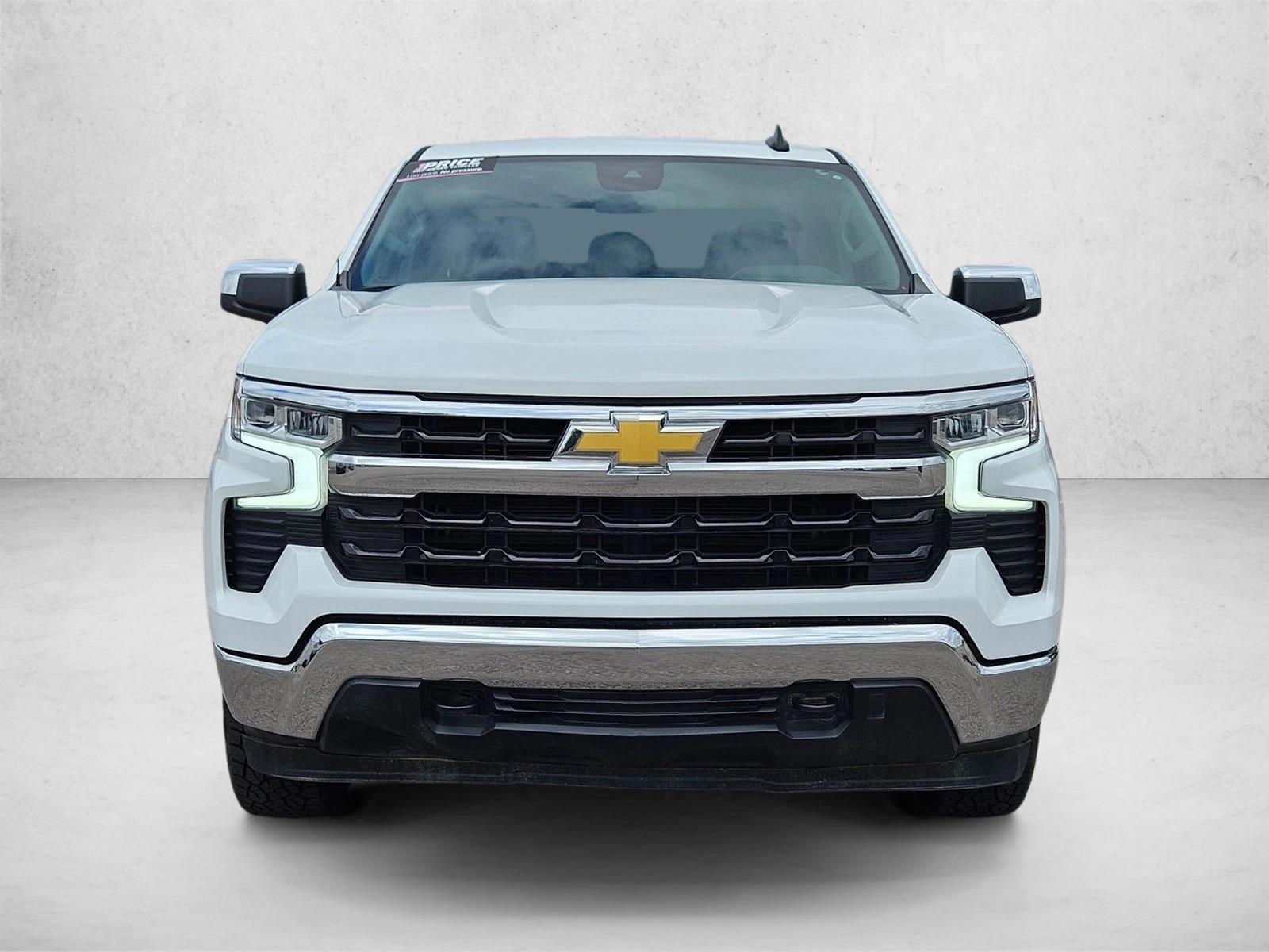 2025 Chevrolet Silverado 1500 LT - Photo 2
