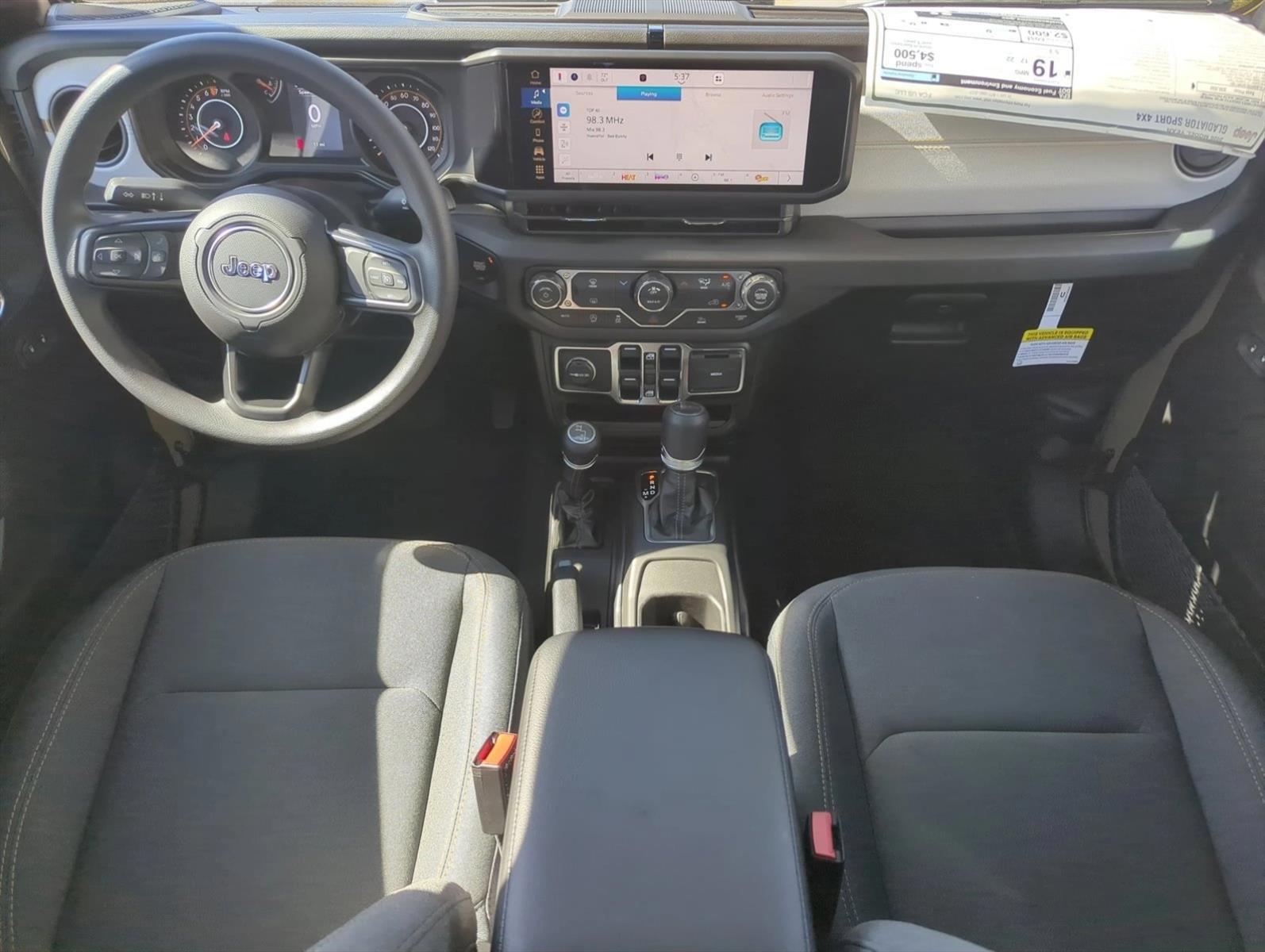 Thumbnail: 2026 Jeep Gladiator - 3