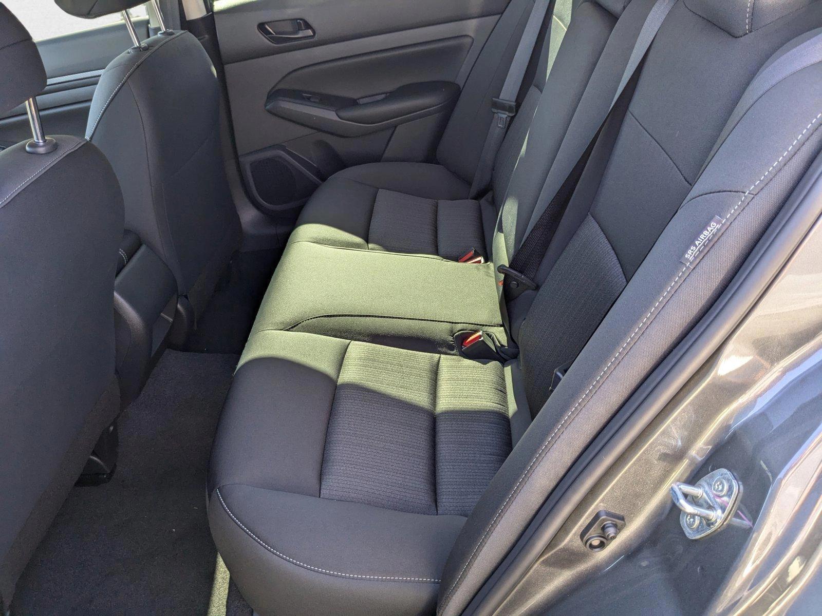 2025 Nissan Altima S - Photo 15