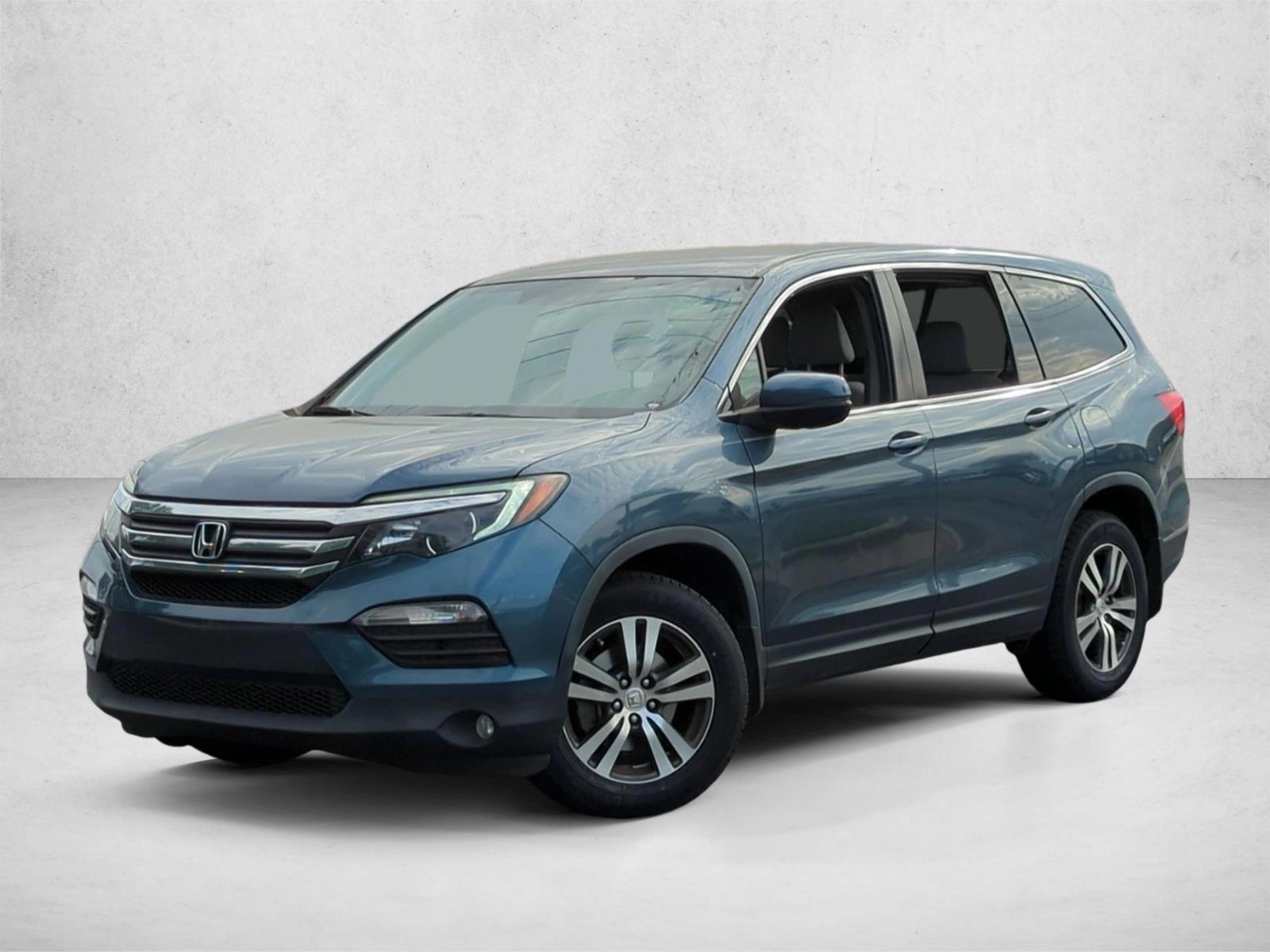 Thumbnail: 2017 Honda Pilot - 1