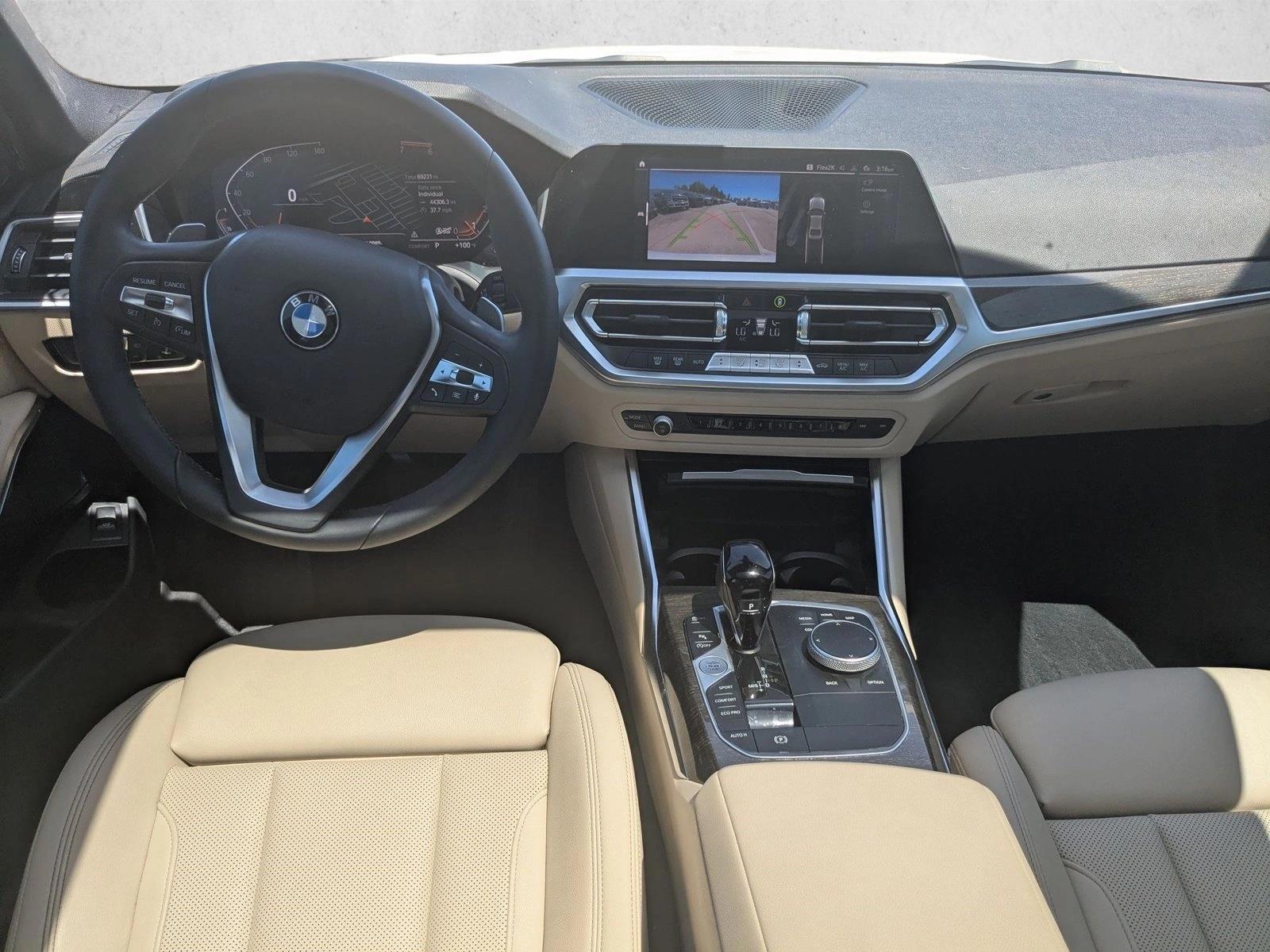 Thumbnail: 2022 BMW 3 Series - 3