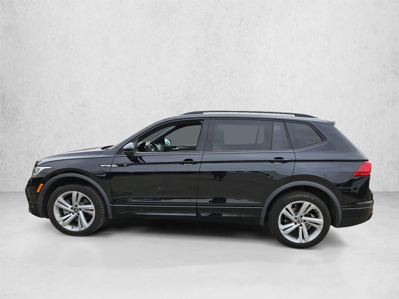 Thumbnail: 2023 Volkswagen Tiguan - 2