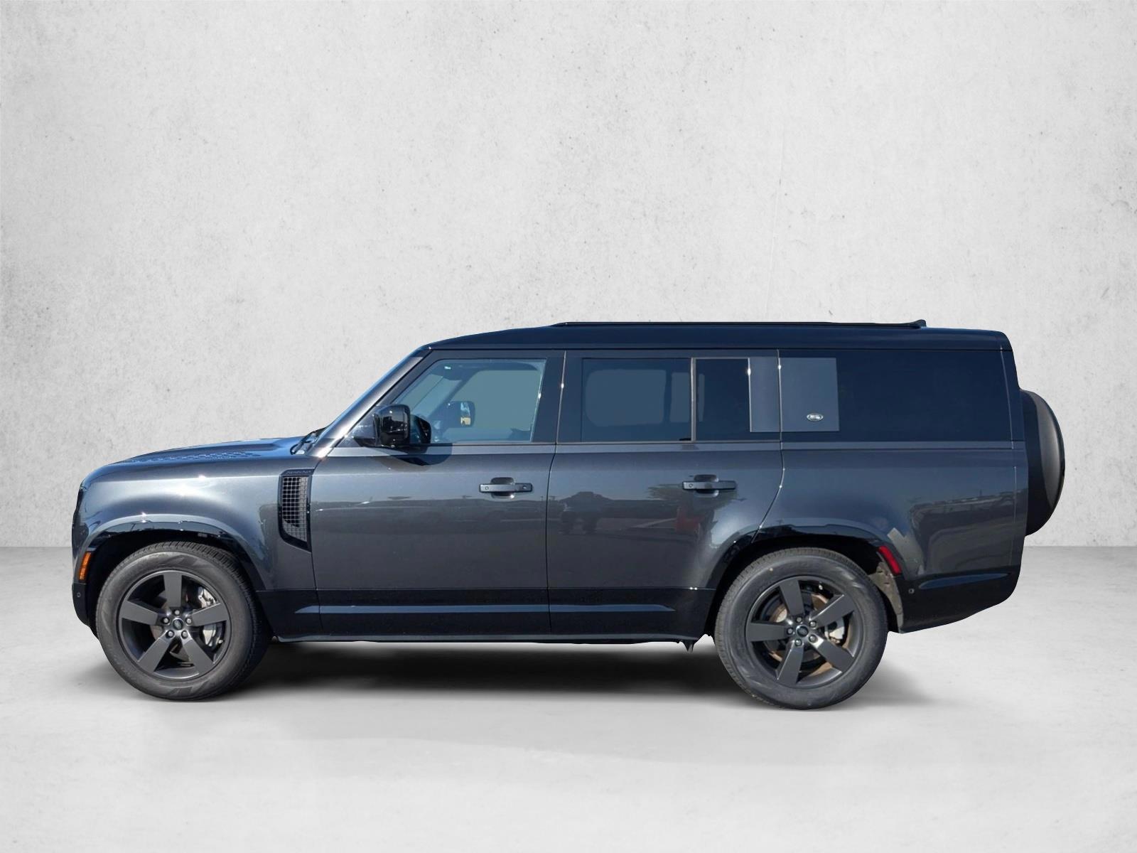 Thumbnail: 2023 Land Rover Defender - 2