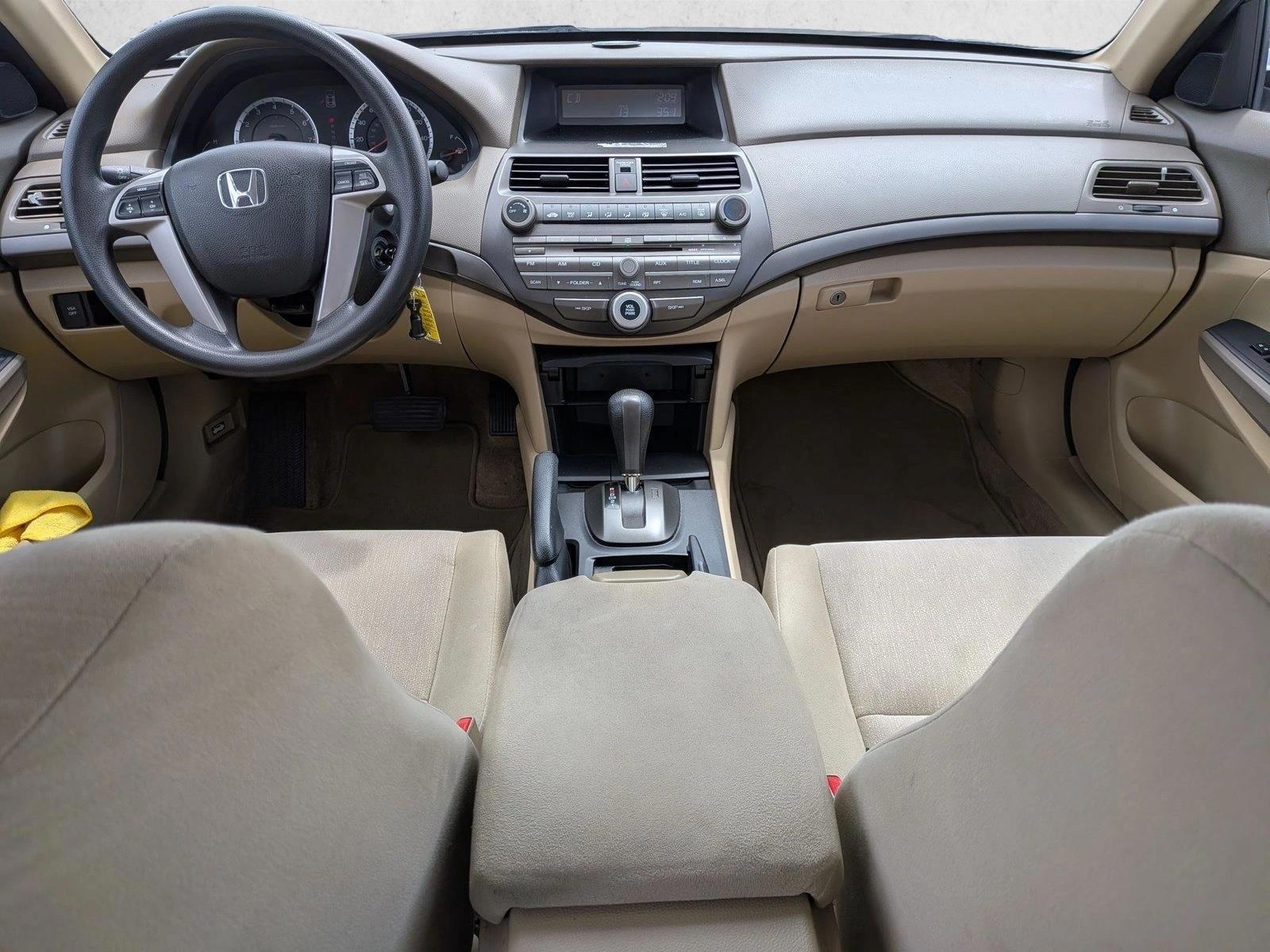 Thumbnail: 2010 Honda Accord - 4