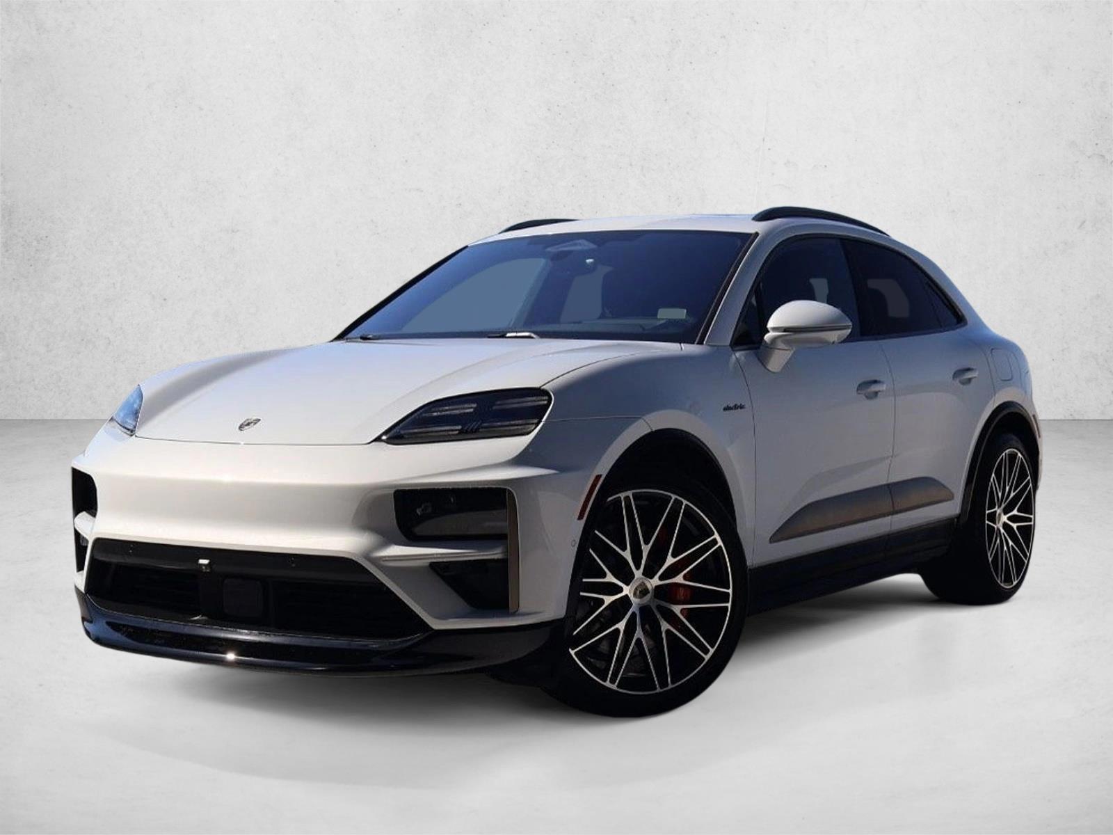 Thumbnail: 2026 Porsche Macan - 1