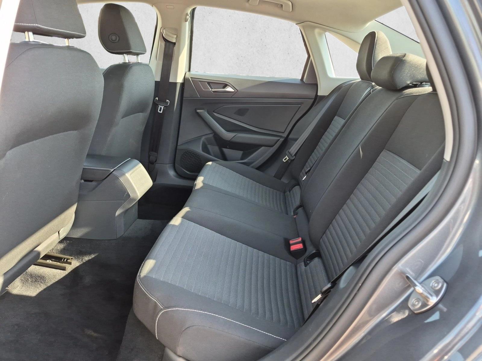2025 Volkswagen Jetta S - Photo 17