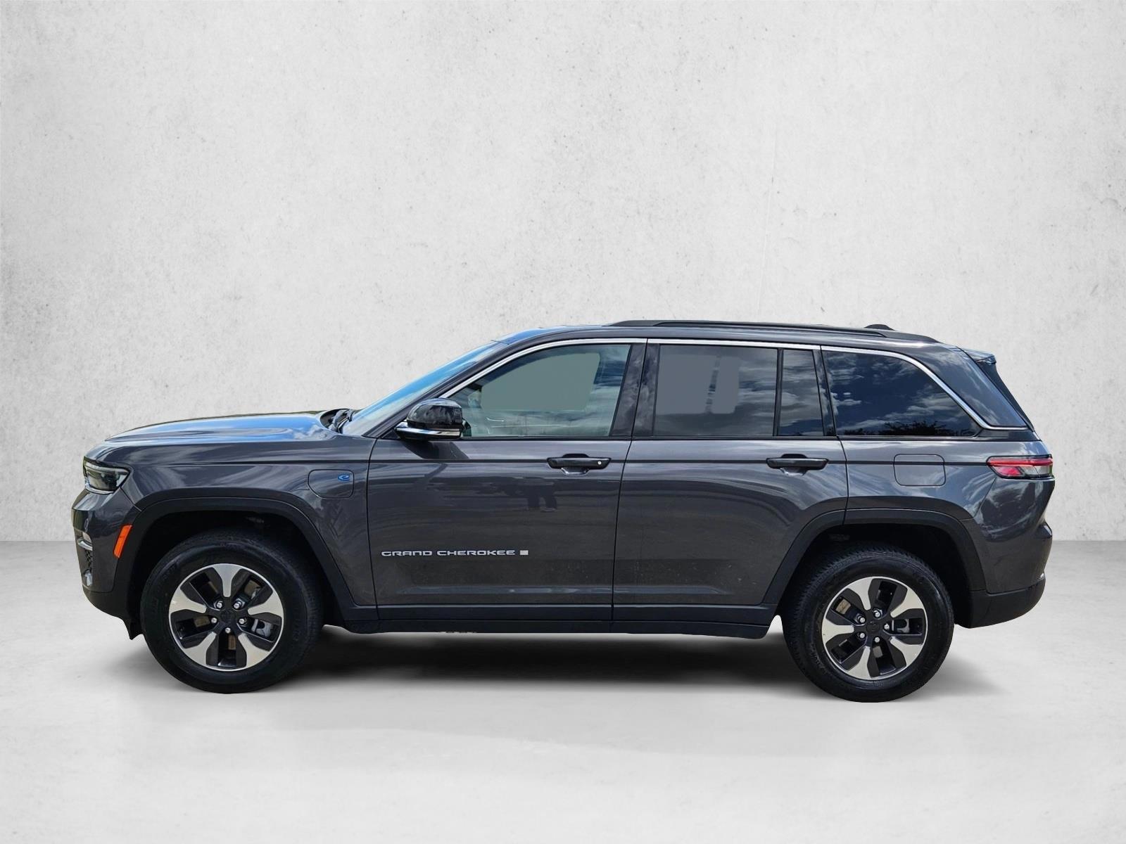 Thumbnail: 2024 Jeep Grand Cherokee - 2