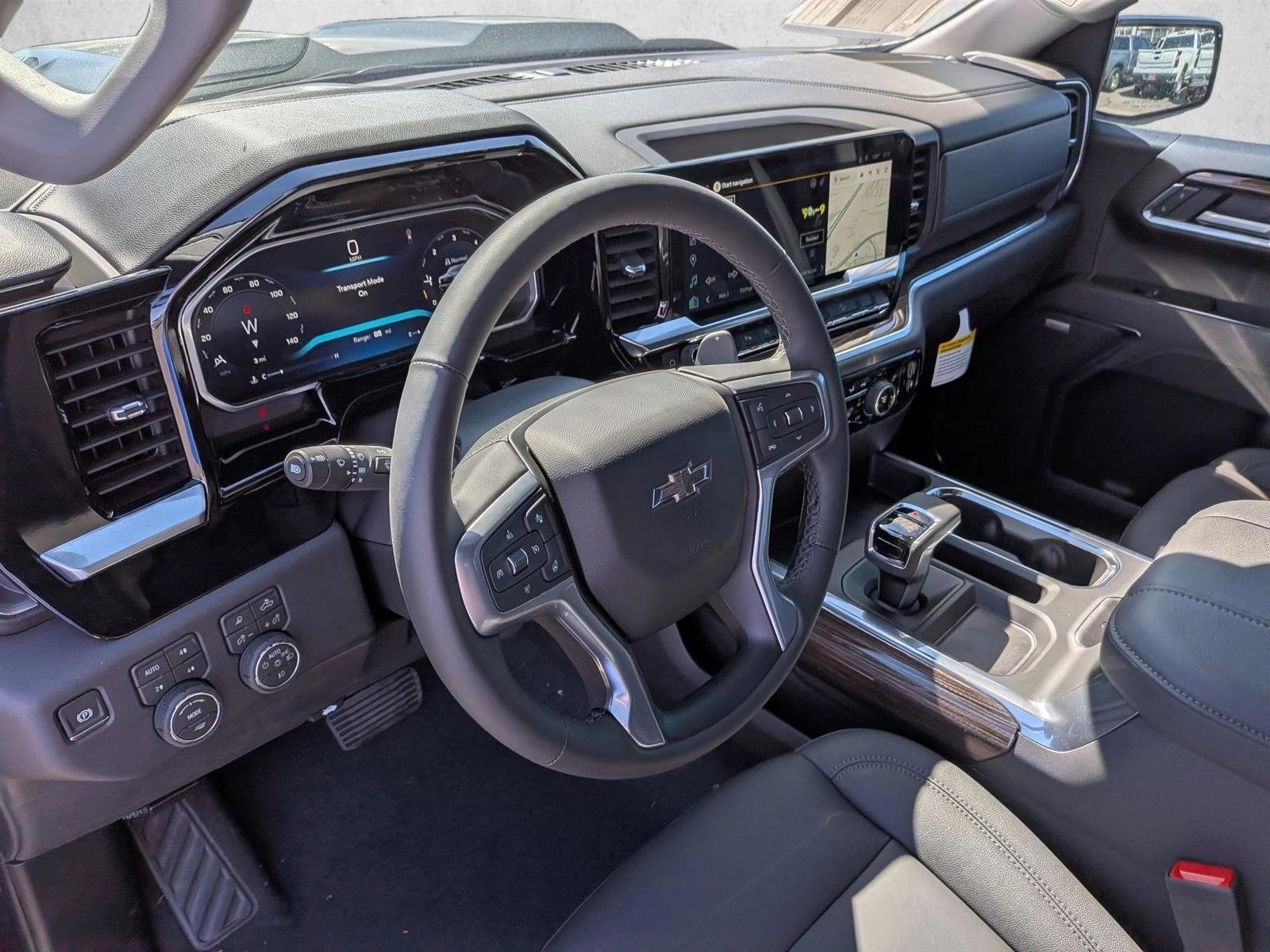 Thumbnail: 2026 Chevrolet Silverado 1500 - 3