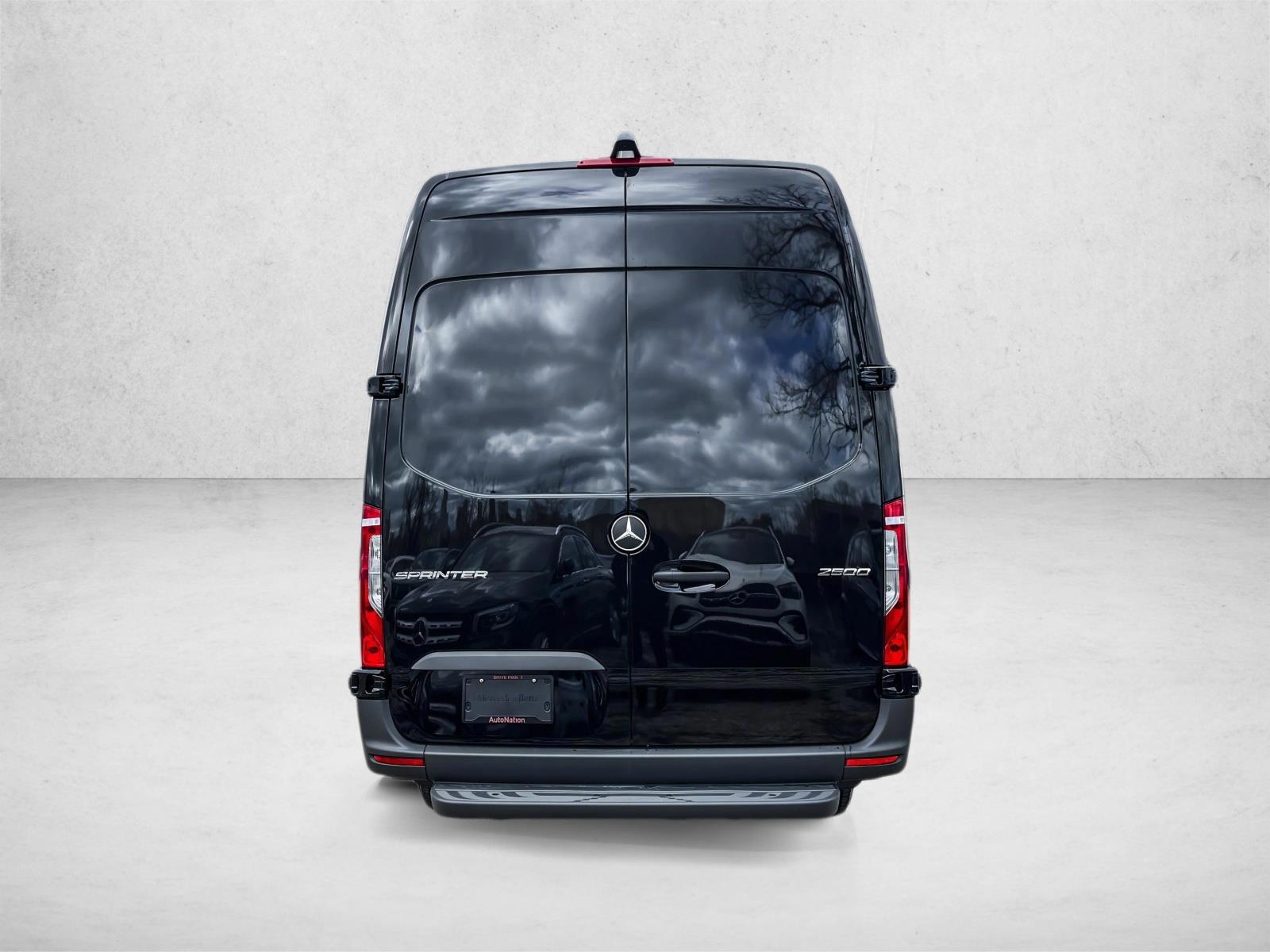 2026 Mercedes-Benz Sprinter Cargo