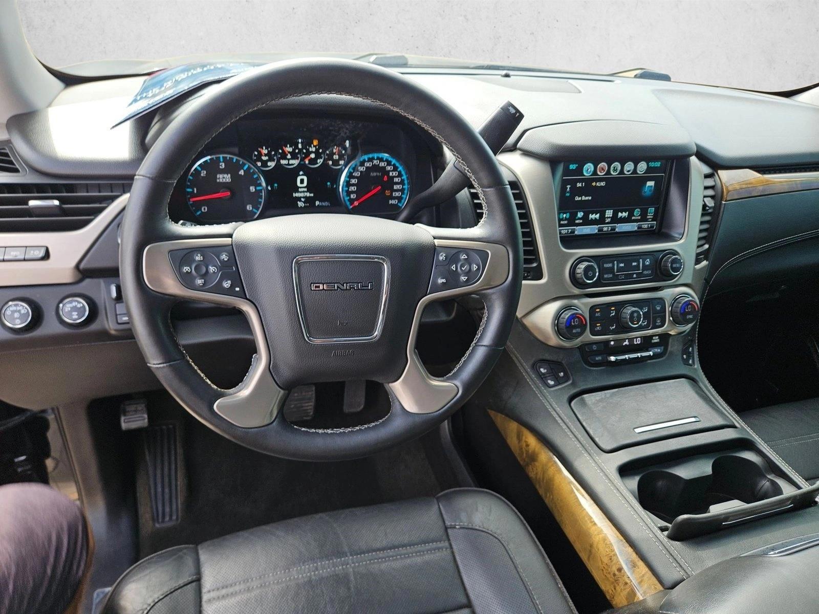 Thumbnail: 2017 GMC Yukon - 3