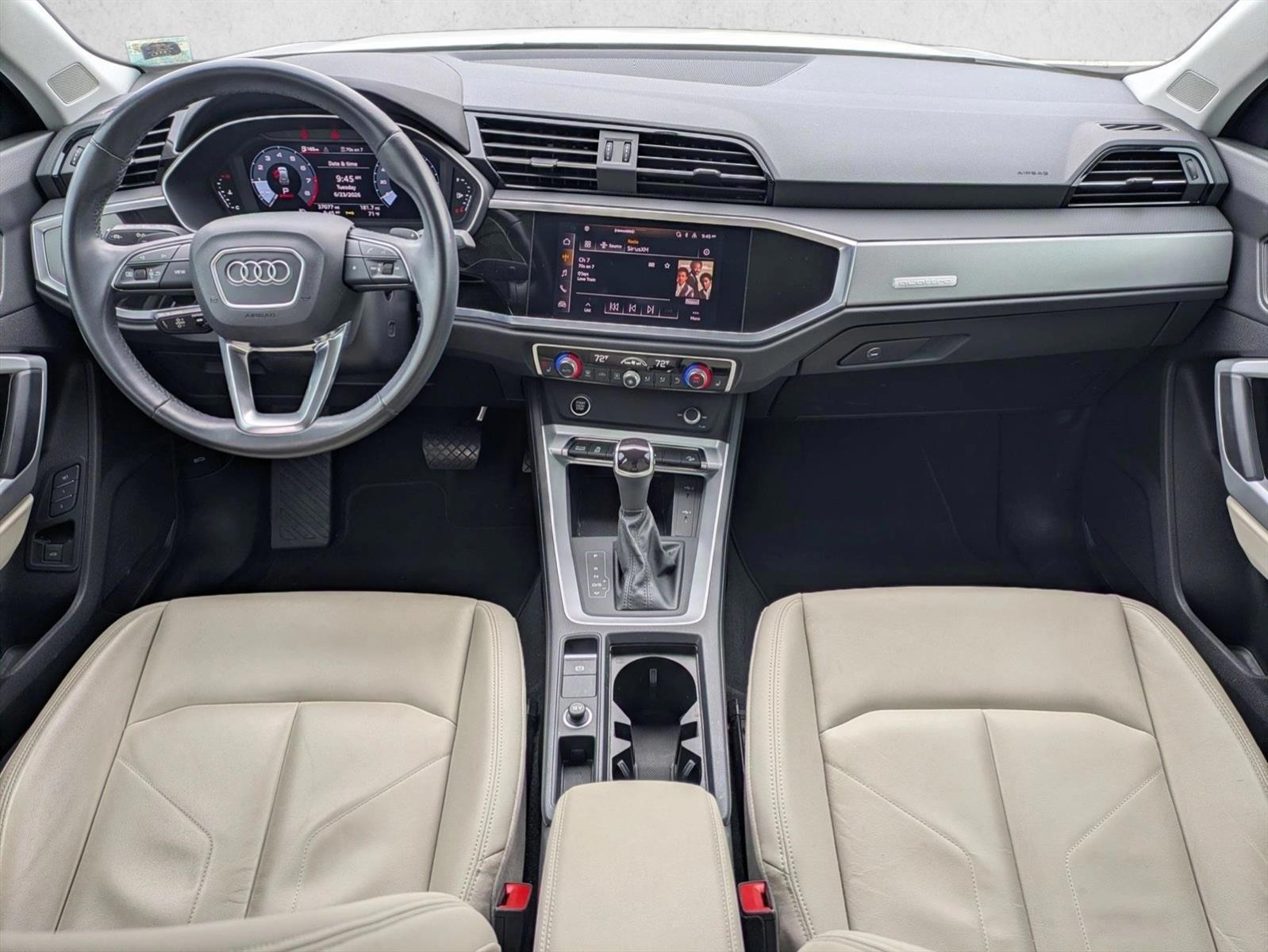 Thumbnail: 2022 Audi Q3 - 3