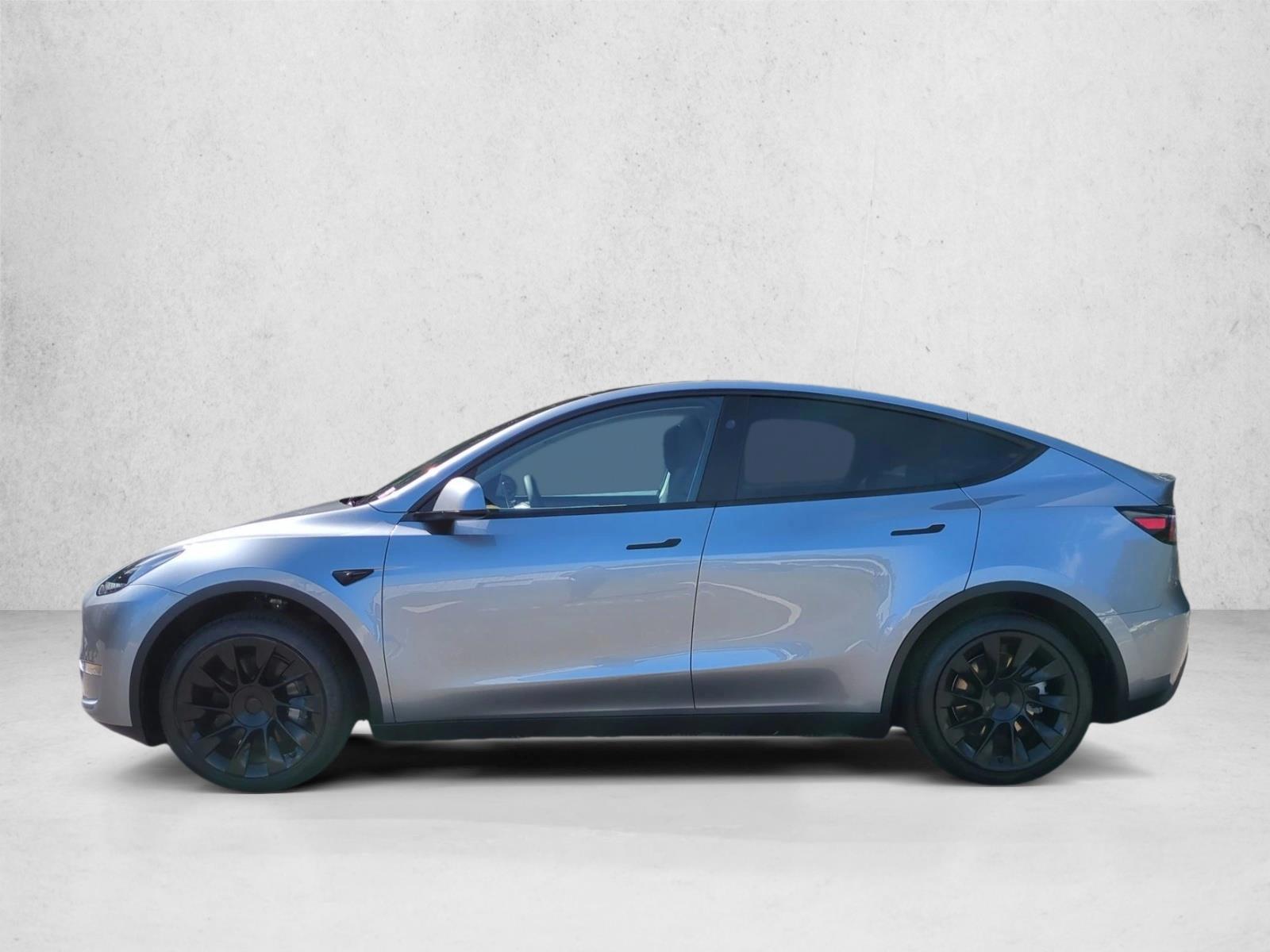 Thumbnail: 2025 Tesla Model Y - 2