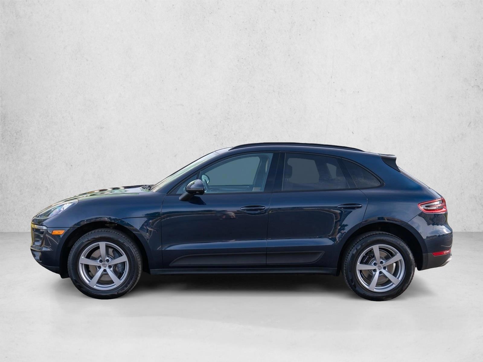 Thumbnail: 2017 Porsche Macan - 2