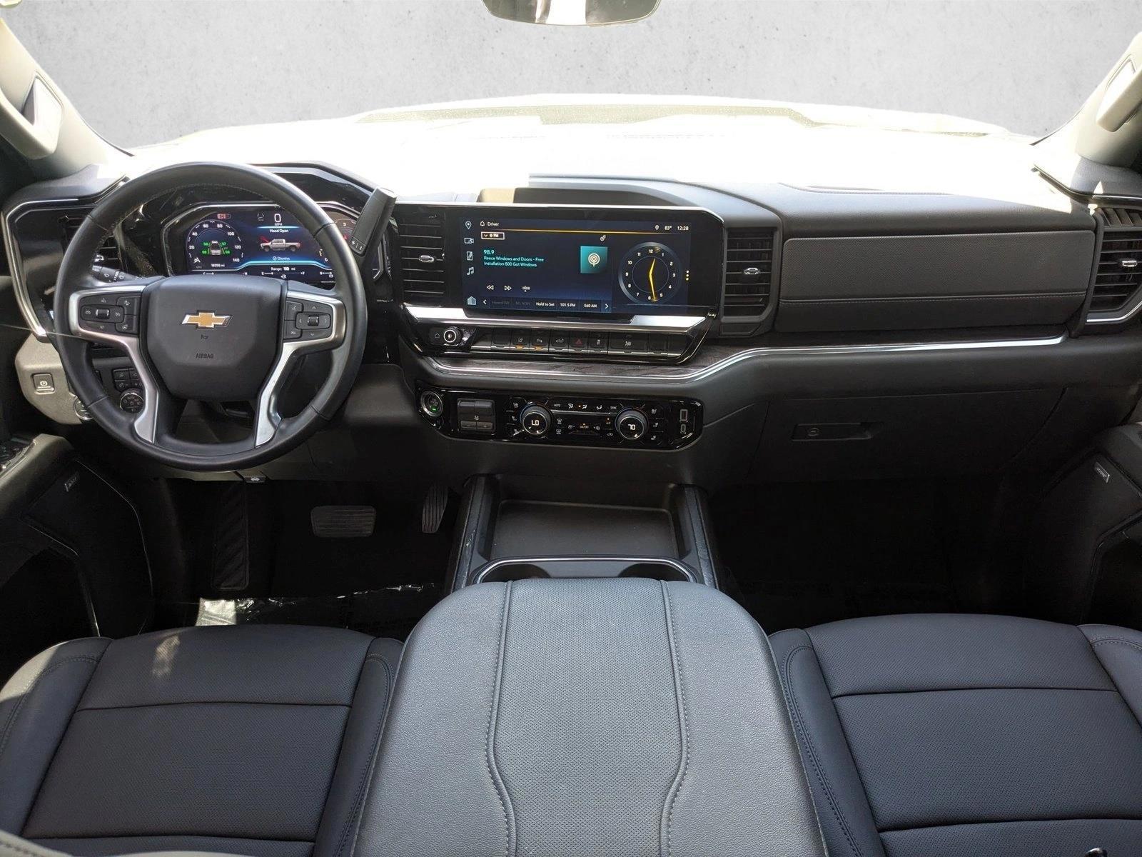 Thumbnail: 2024 Chevrolet Silverado 2500 - 3