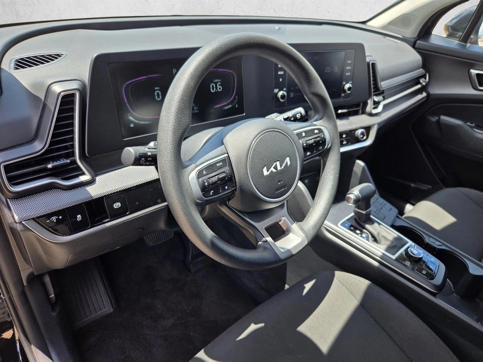 Thumbnail: 2025 Kia Sportage - 3